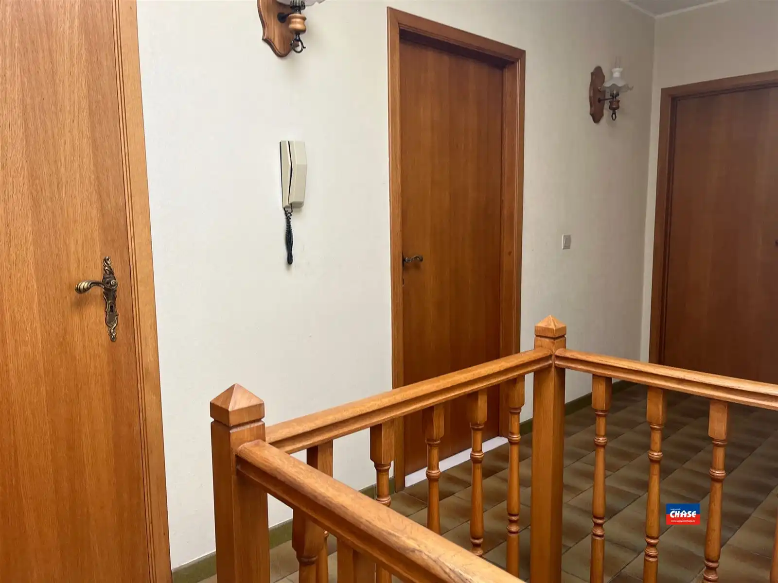 2 handelshuizen op gunstige hoekligging foto 9