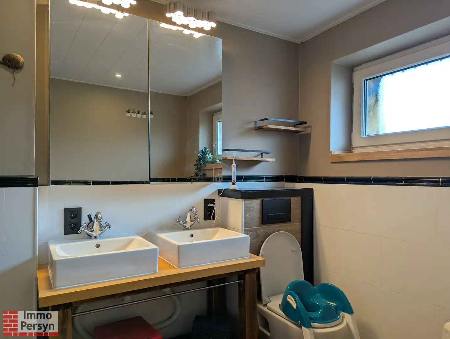 Woning met 3 slaapkamers en grote tuin centrum Zichem foto 27