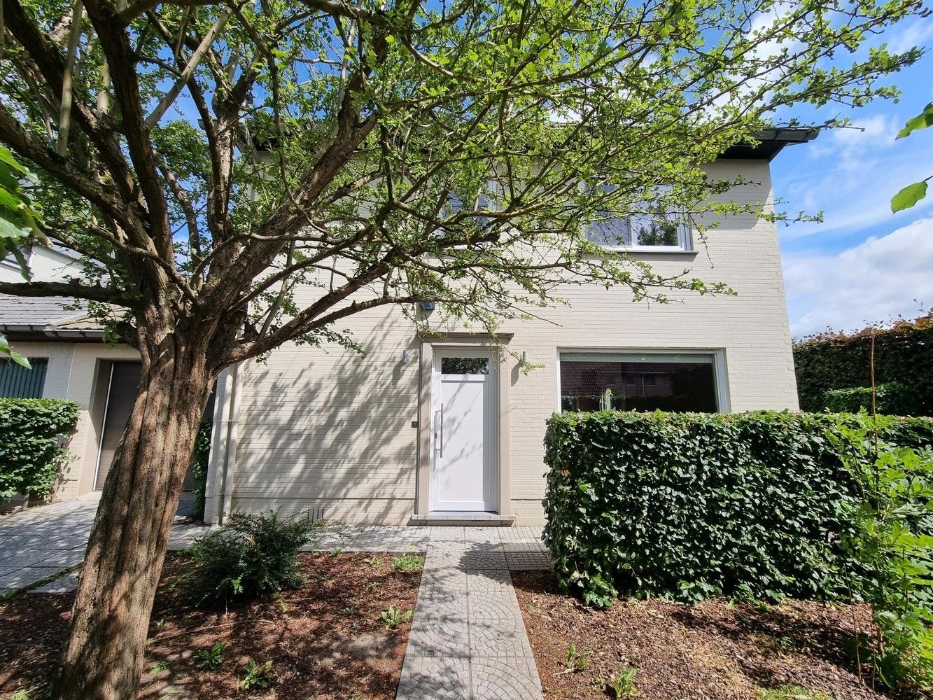 Hoofdfoto van de publicatie: Verzorgde, instapklare woning met 3 slaapkamers, rustig gelegen.