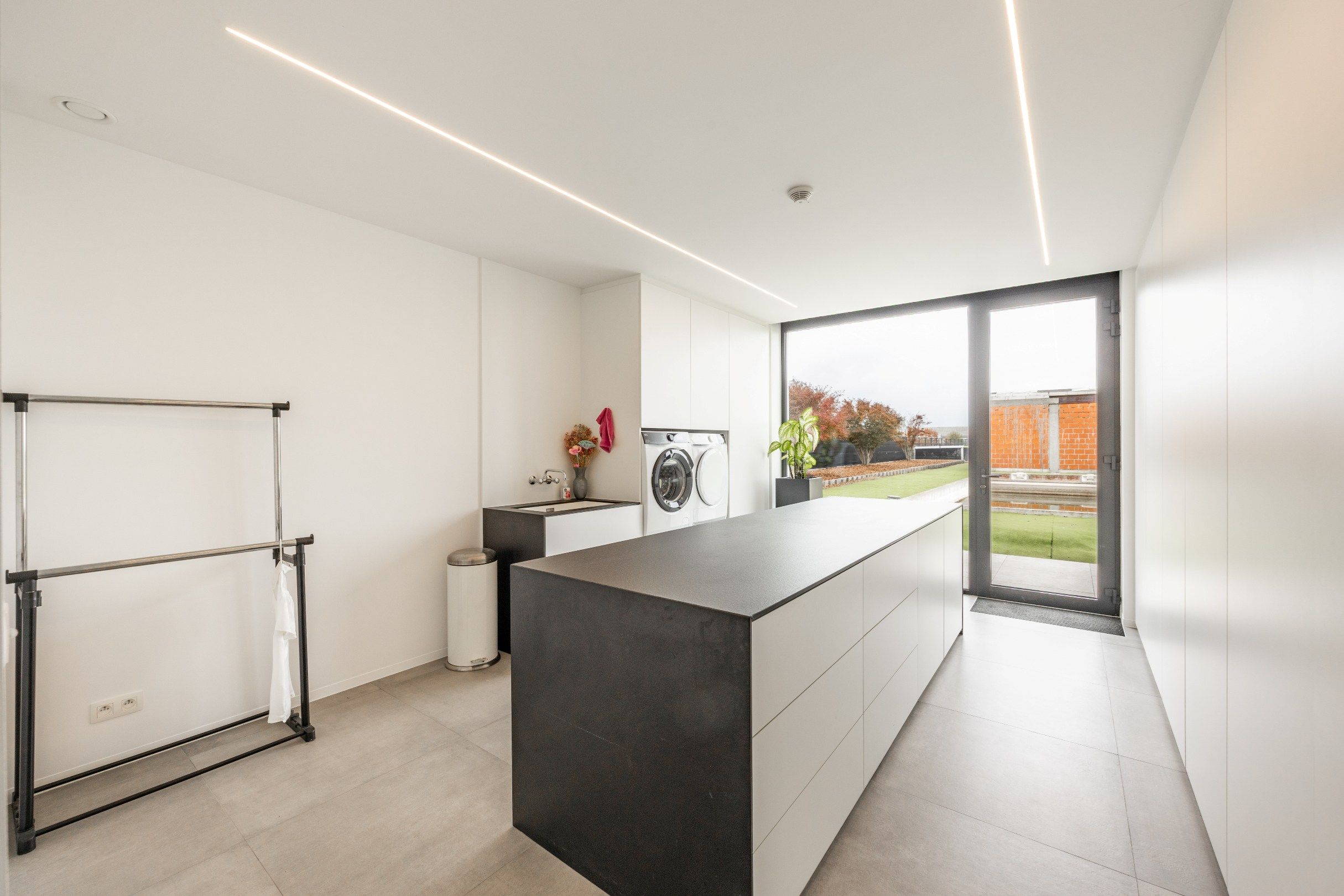 ARCHITECTURALE NIEUWBOUWVILLA OP RUIM LANDELIJK DOMEIN foto 16