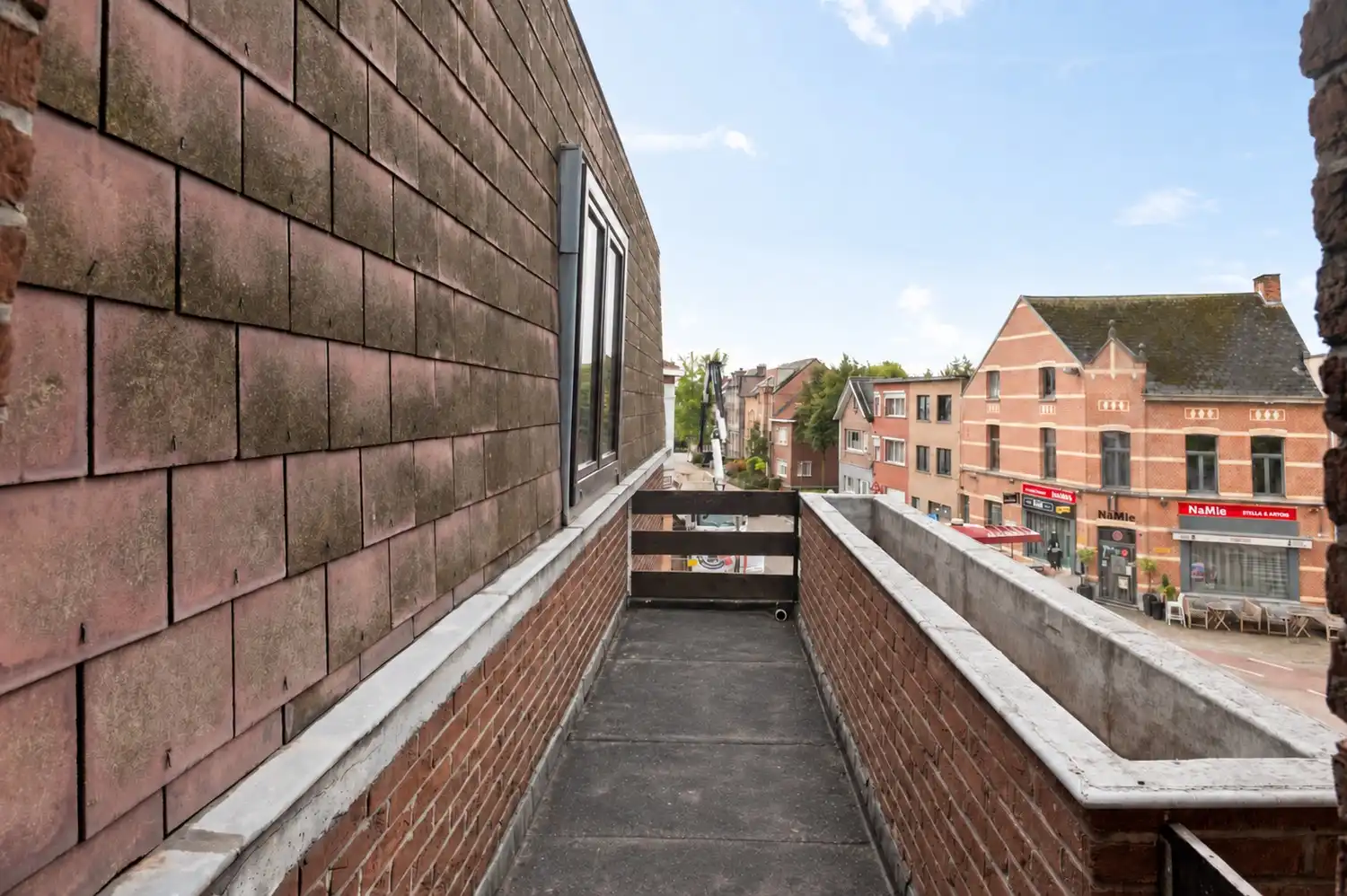 Ruim, instapklaar duplexappartement met 3 slaapkamers en 2 terrassen in centrum Lint foto 17