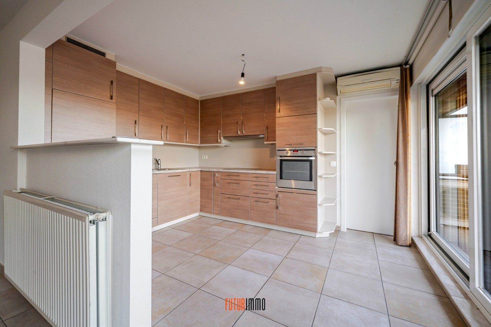 Instapklaar 2-slpk appartement aan station RSL foto 9