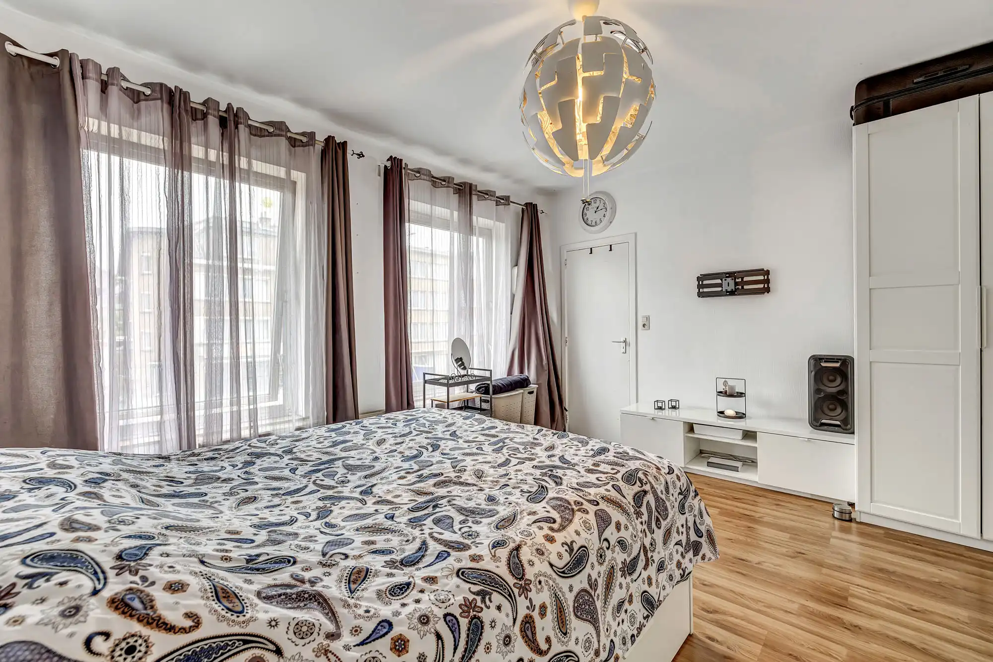 Handelgelijkvloers met app op gunstige locatie te koop foto 11