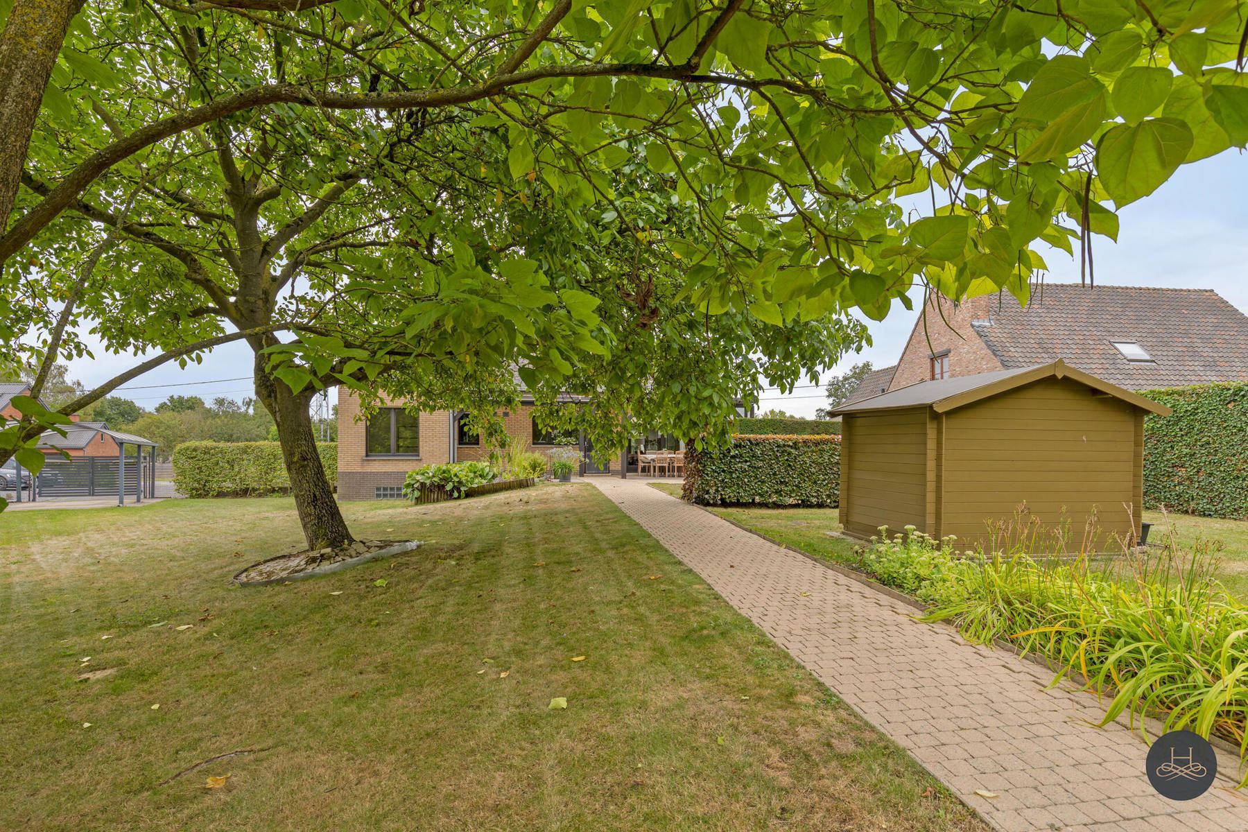 Gezinswoning met tuin nabij het centrum foto 25