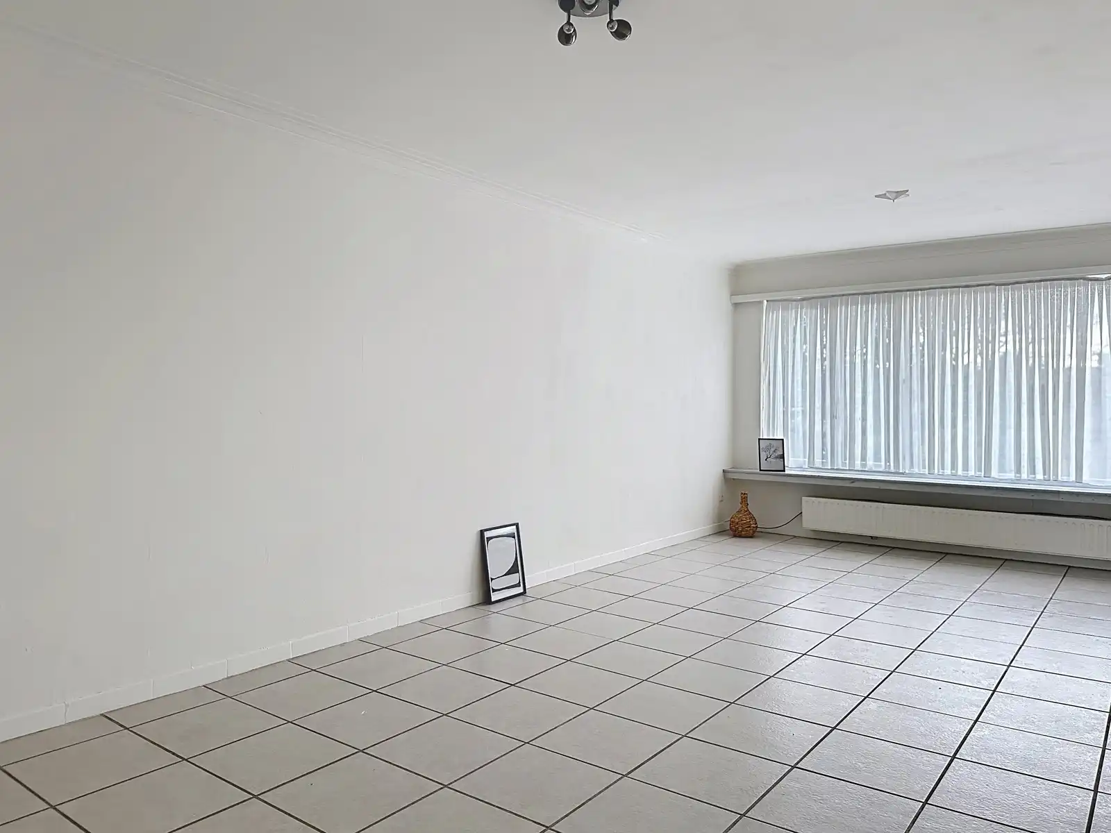 Centraal gelegen appartement met garage en staanplaats foto 4