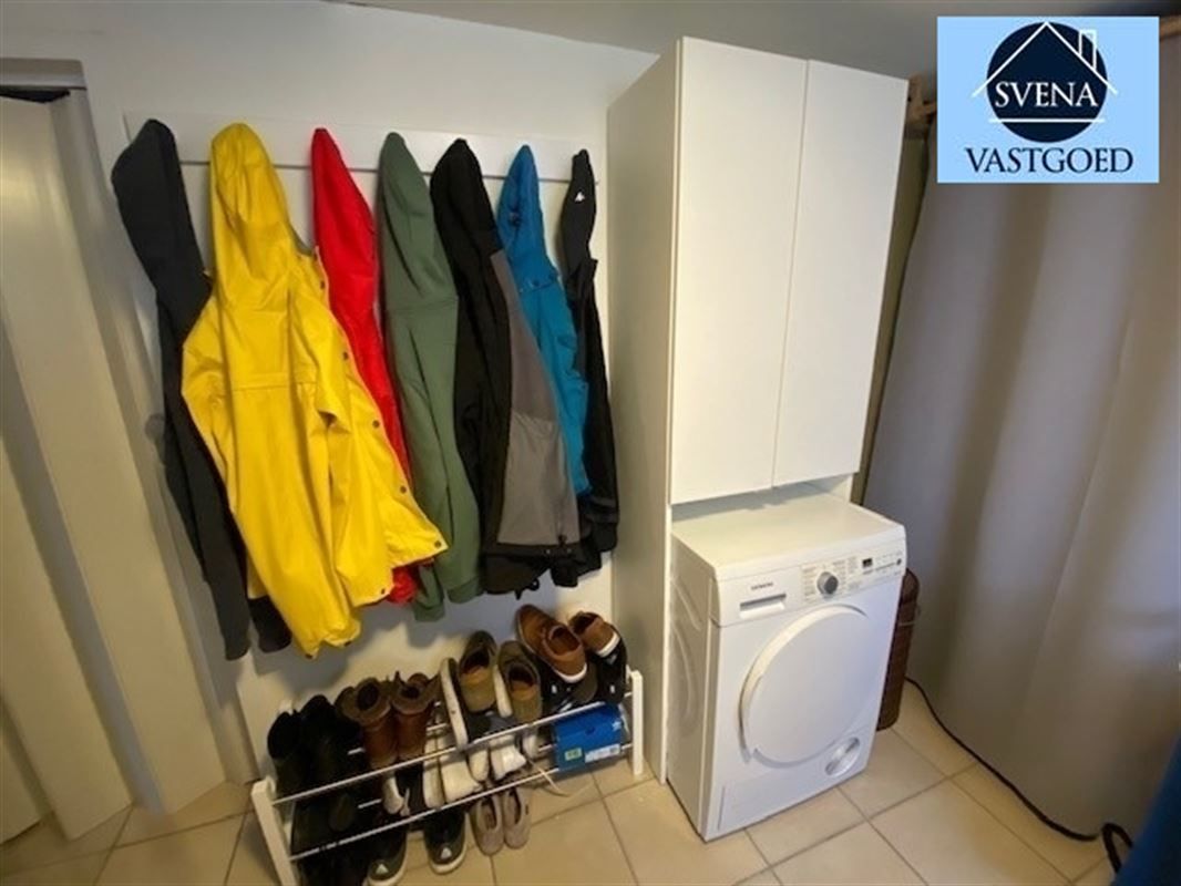 ZEER LEUKE INSTAPKLARE HOEKWONING MET TUINTJE foto 11