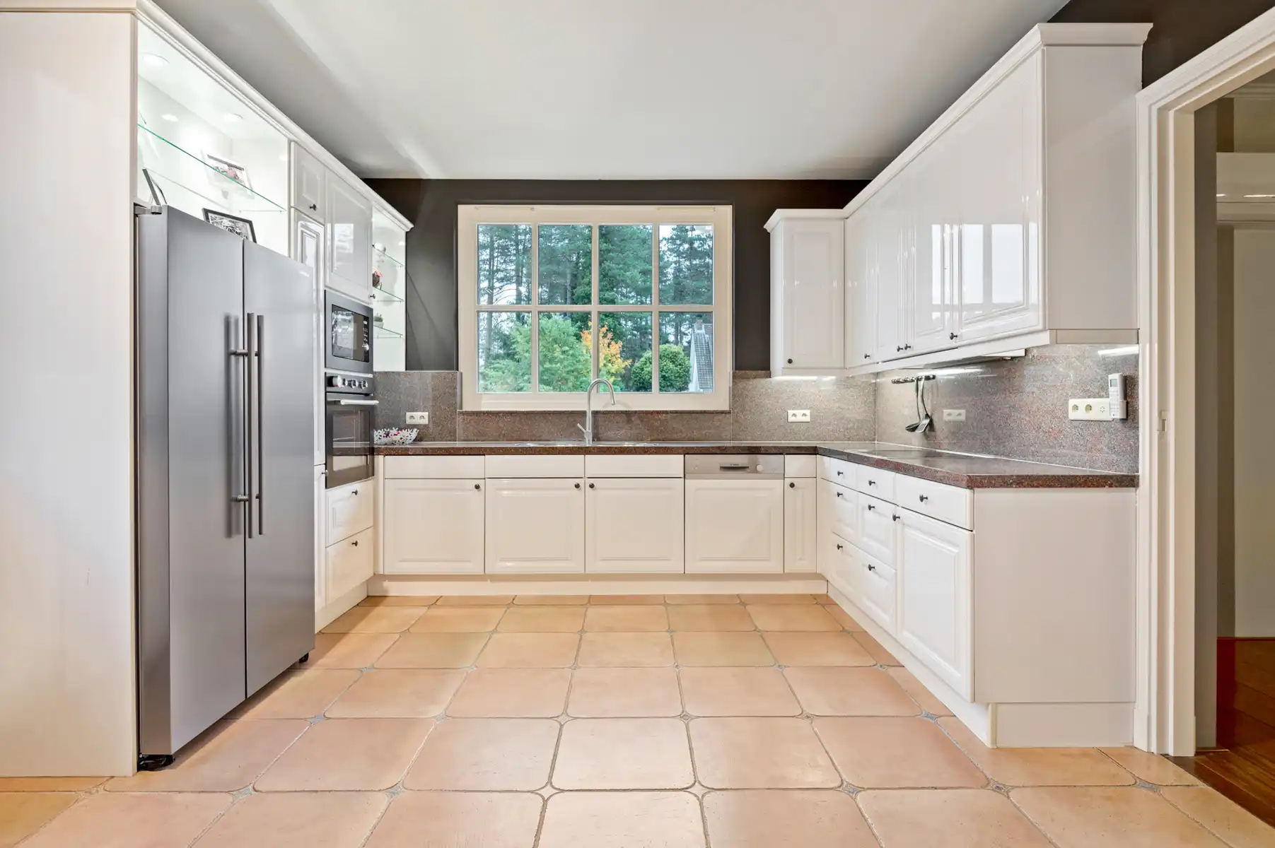 Villa met 5slk en binnenzwembad op 2090m²  foto 9