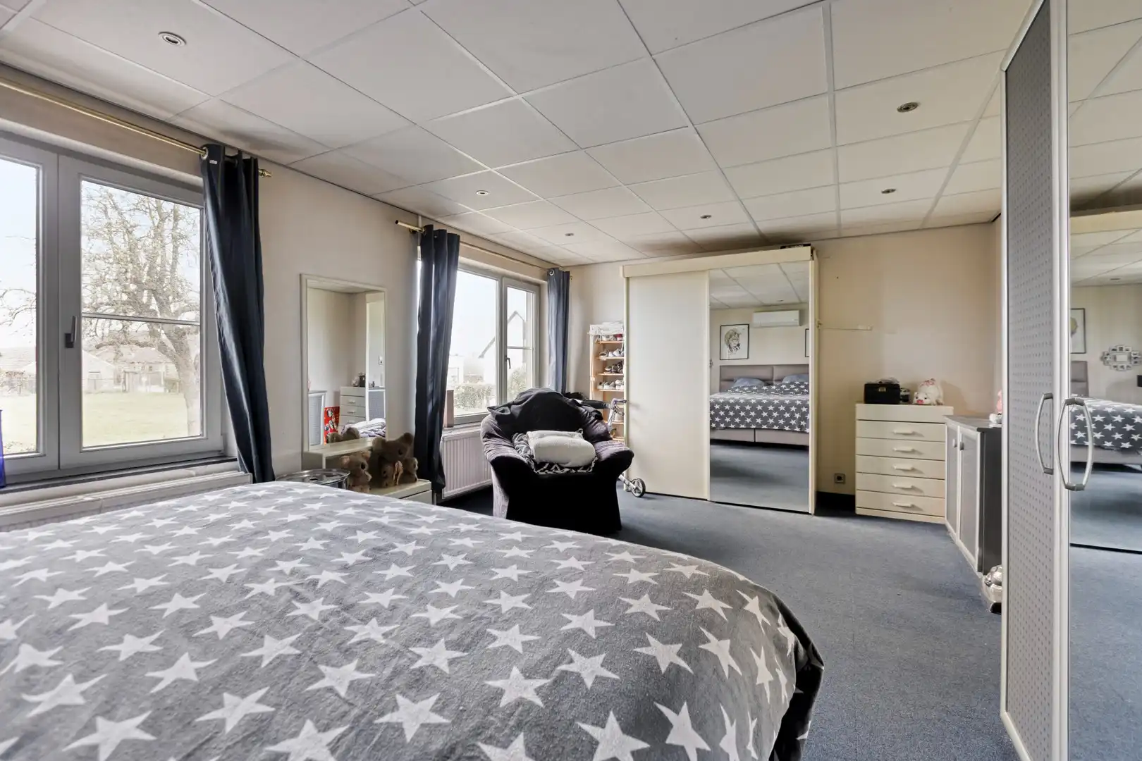 Charmante gezinswoning op ruim perceel foto 23