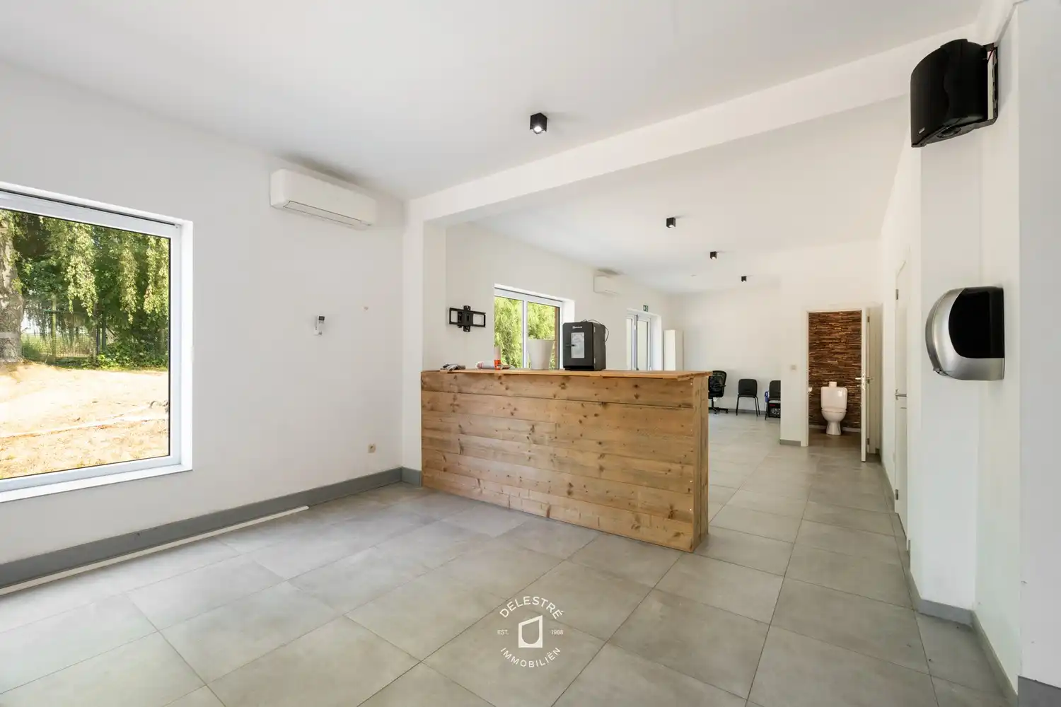 Commerciële site op de Brakelsesteenweg: toonzaal, kantoor, appartement & grond foto 13