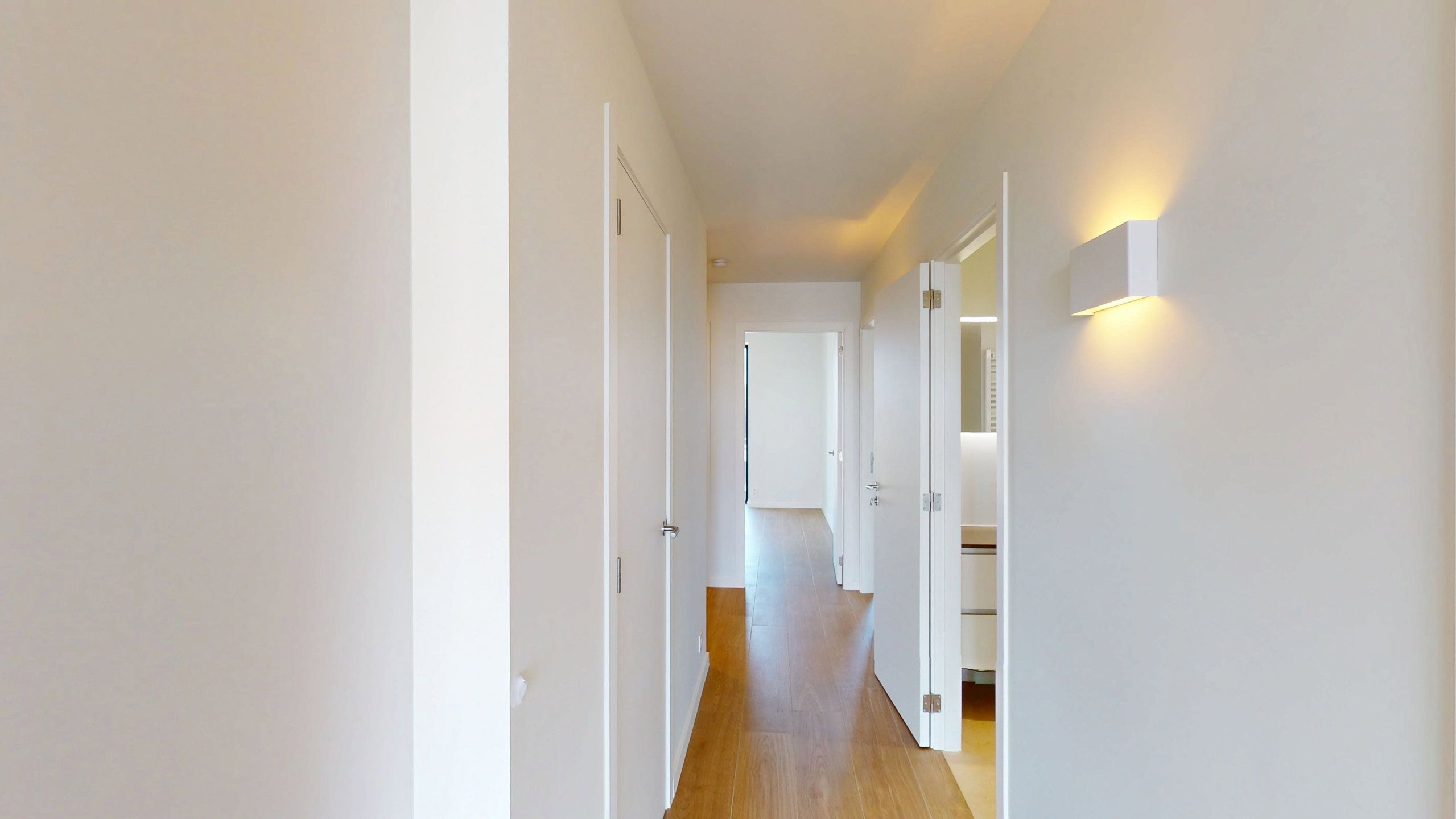 LINKEROEVER - Nieuw appartement met frontaal waterzicht  foto 7