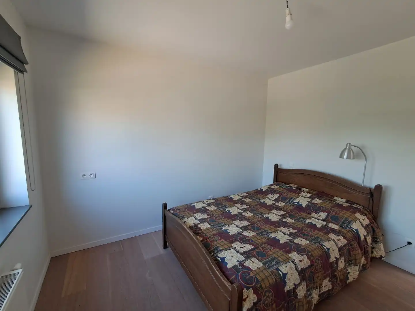 Instapklare halfopen woning met ruime zonnige tuin te Oedelem! foto 12