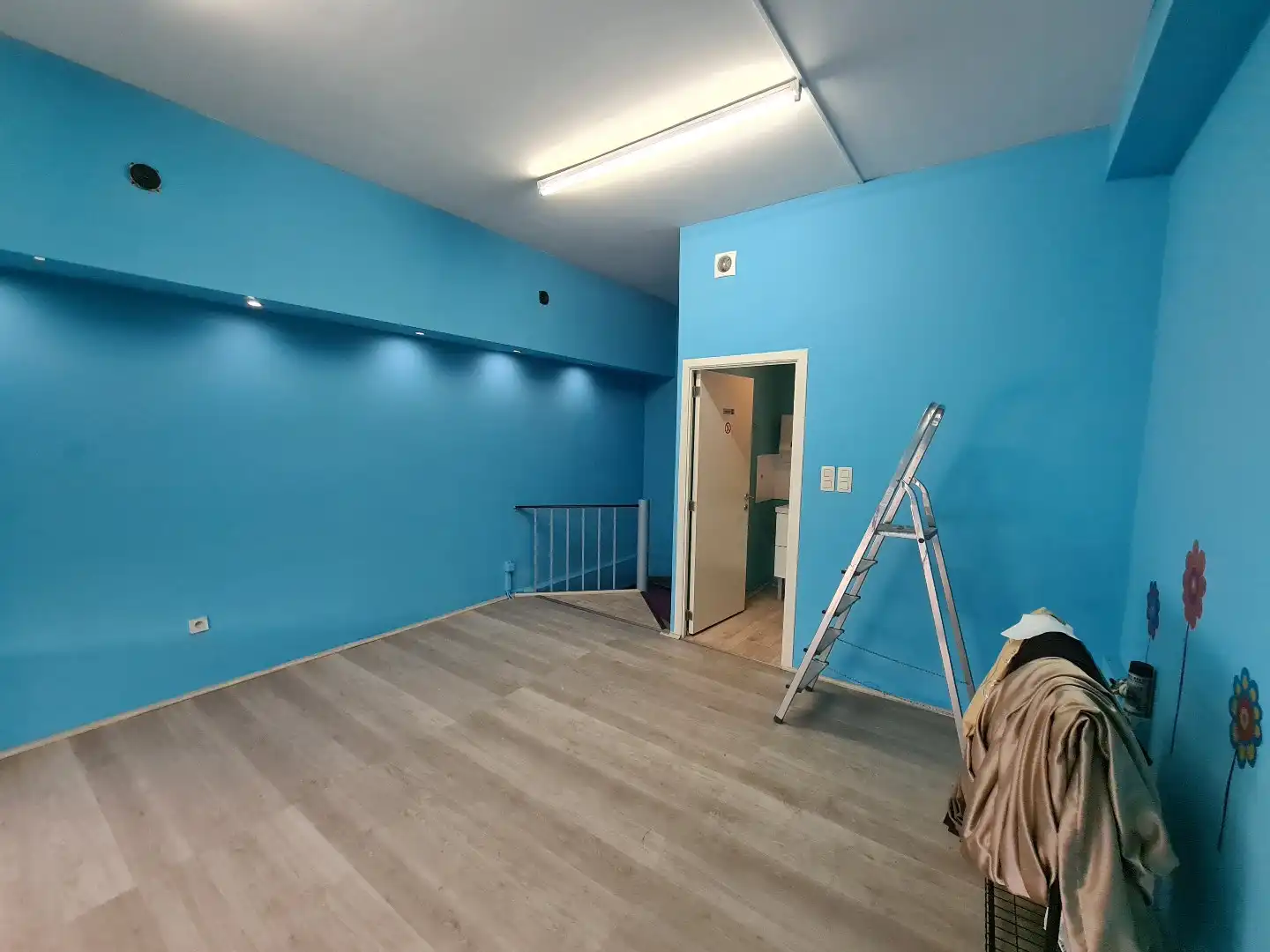 Ruim Duplex Handelspand/Horecapand in Genk-Centrum foto 12