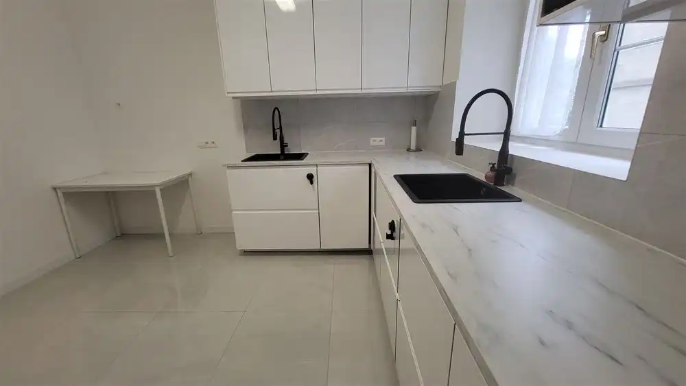 Ruim appartement met zicht op Stadspark foto 15