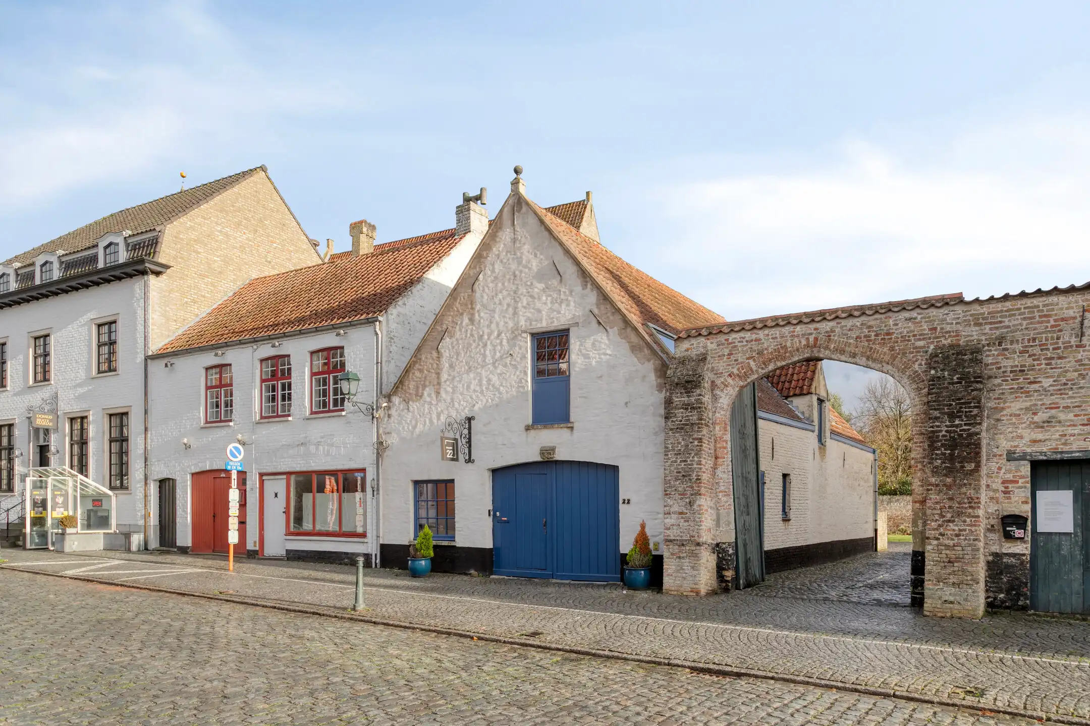 Karaktervol handelspand met appartement in centrum Damme foto 18