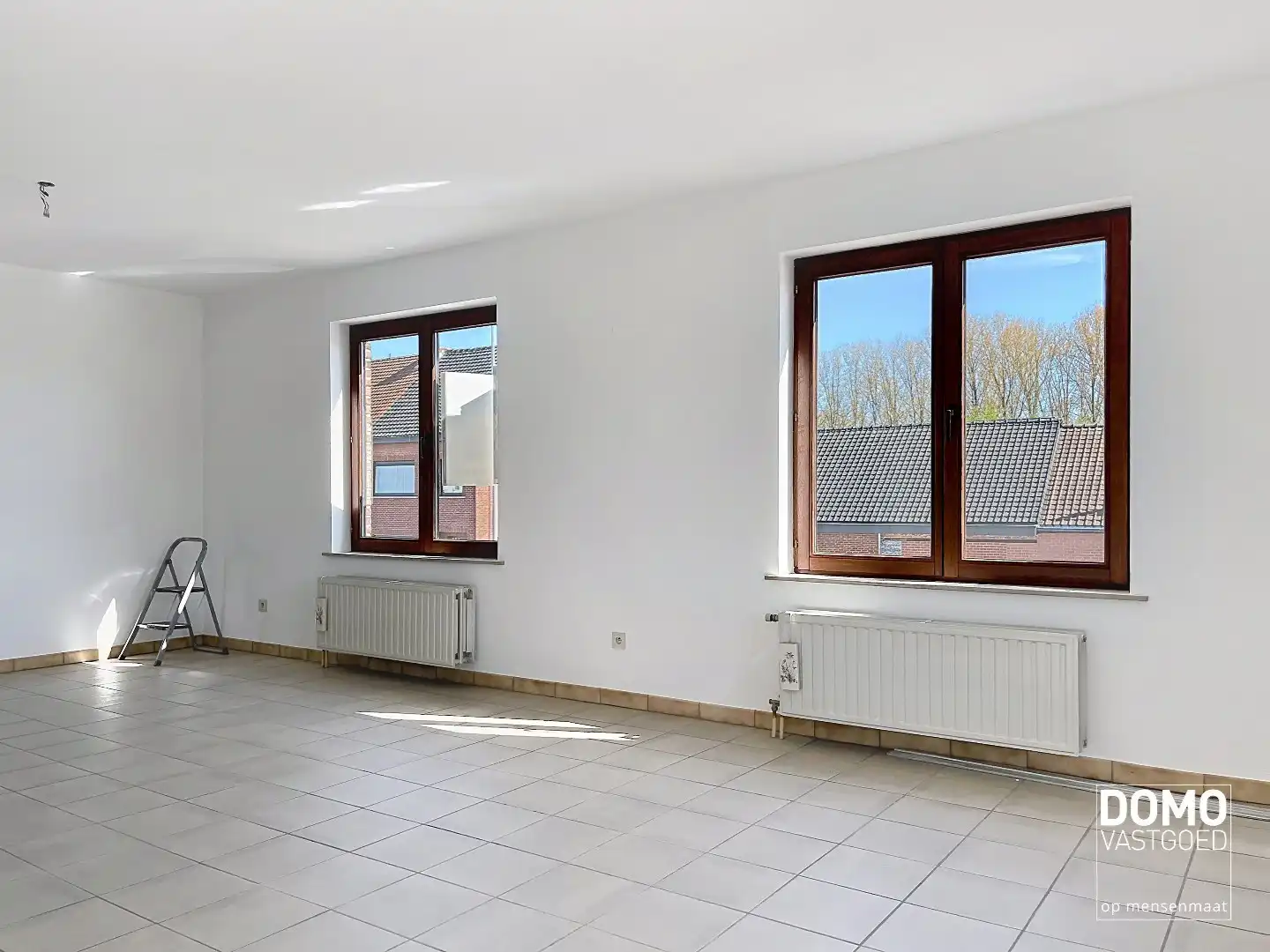 LICHTRIJK APPARTEMENT MET 2 SLAAPKAMERS EN GARAGEBOX foto 4