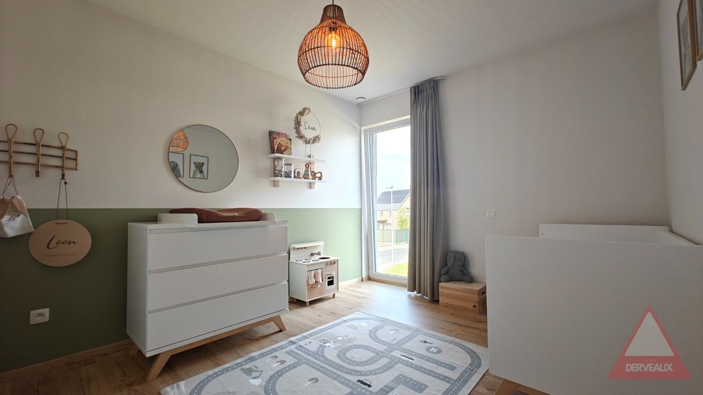 Roeselare – Instapklare halfopen nieuwbouwwoning met tuin en oprit foto 11