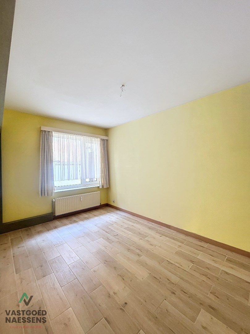 Instapklaar GLVL appartement met zonnige tuin foto 15