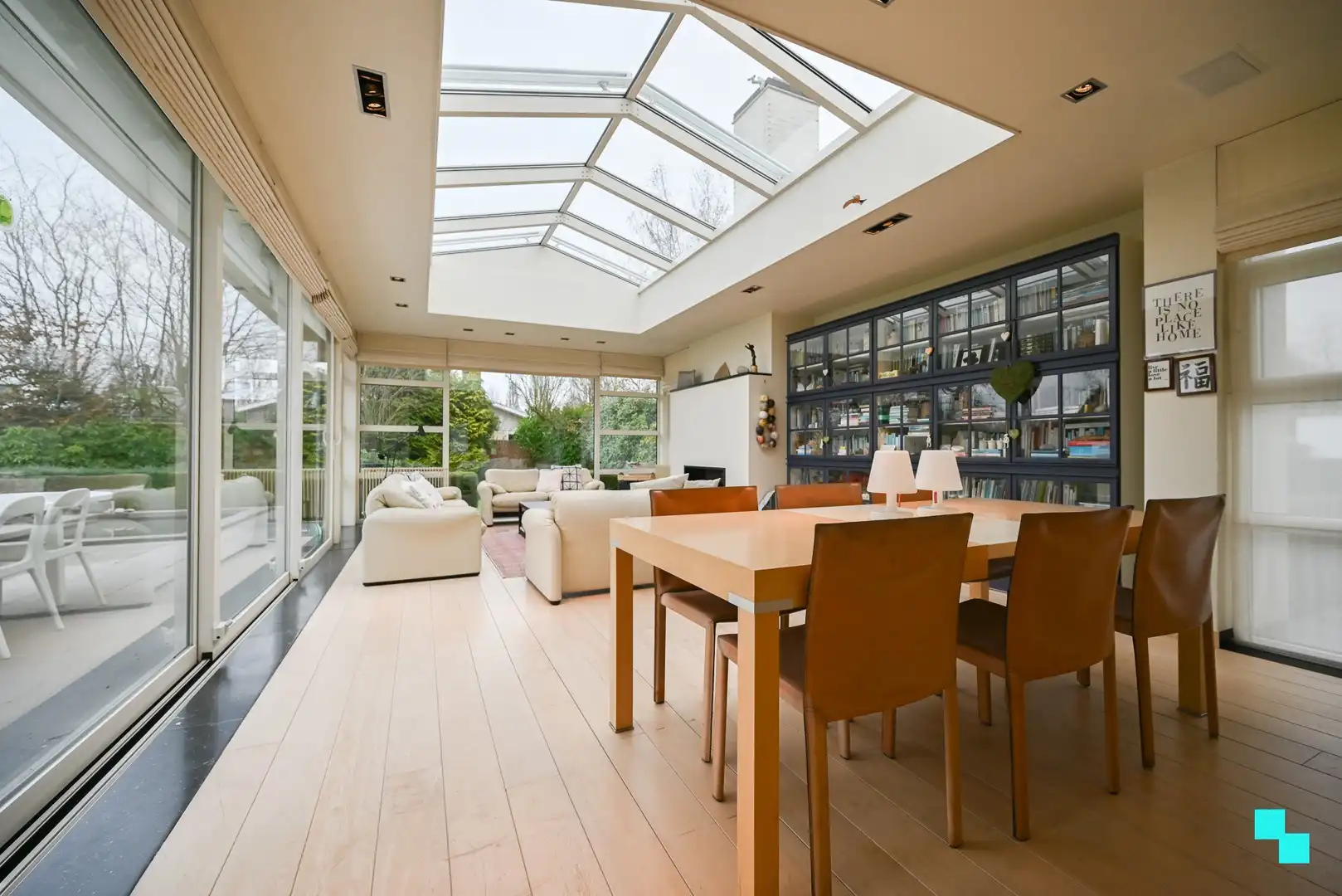 Verrassend ruime woning op hoekperceel te Izegem, Bosmolens foto 7