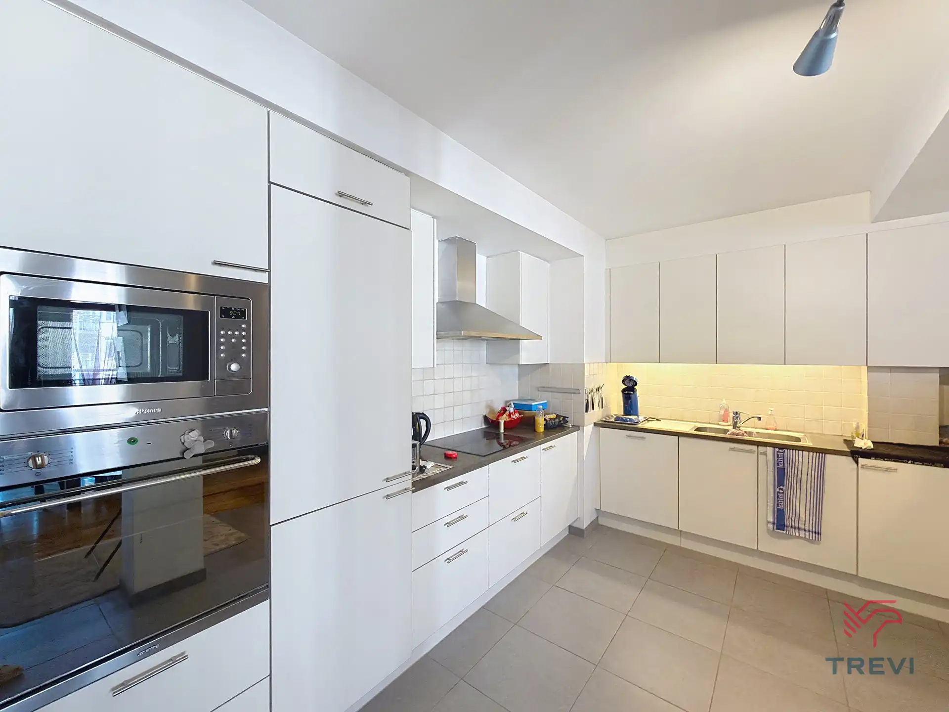 Appartement met 2 SLPK in het hooggelegen deel van St-Gillis foto 5