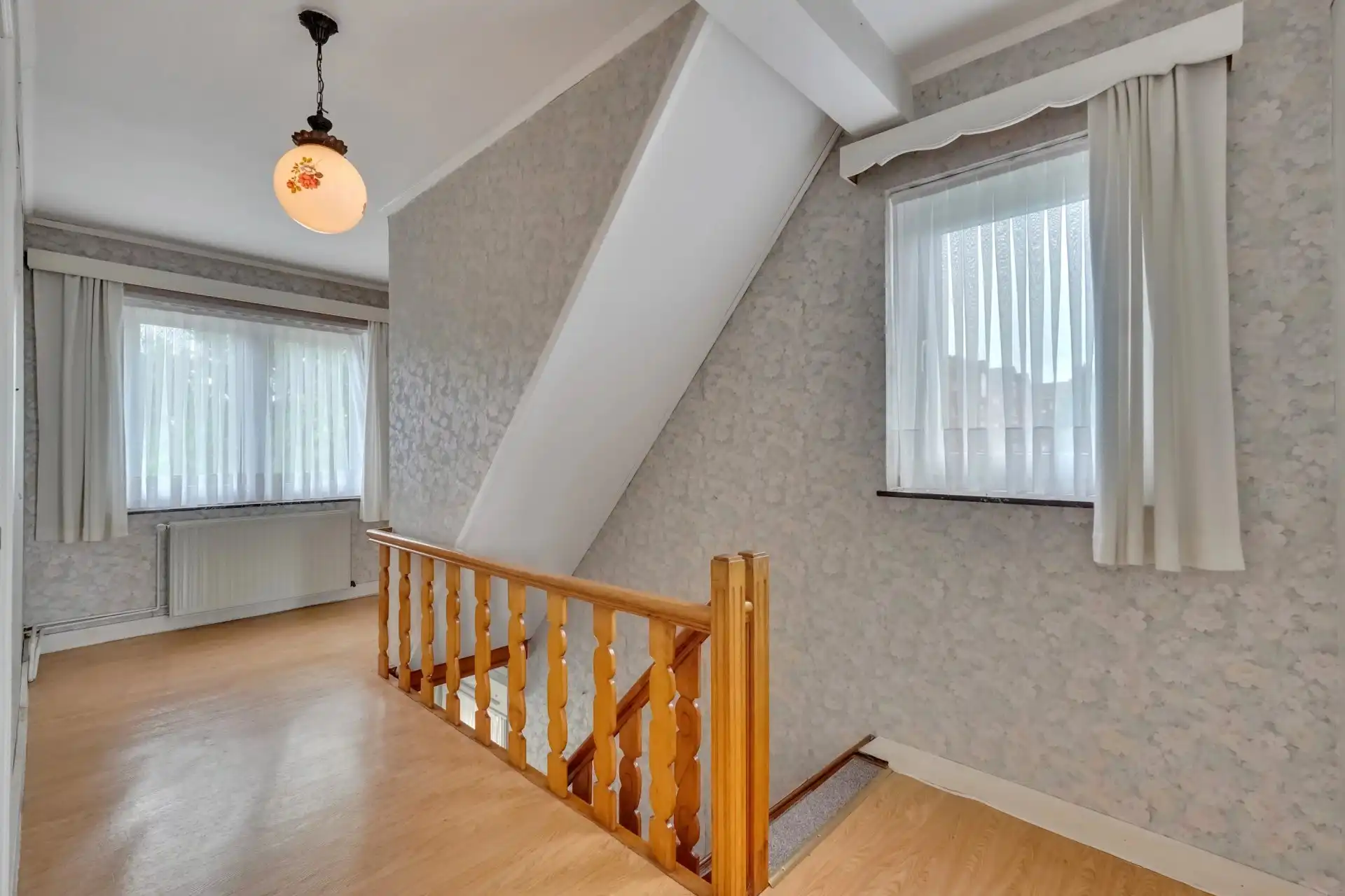 Ruime woning met potentiële bouwgrond foto 16