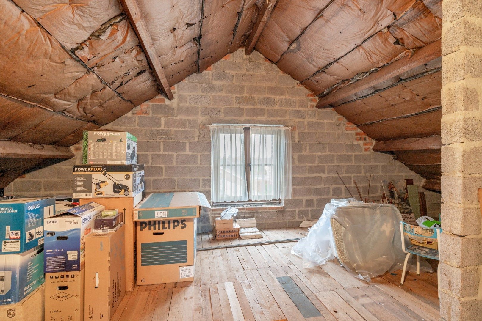 Degelijke vrijstaande woning in een aangename buurt vlakbij het centrum van Tongeren foto 24