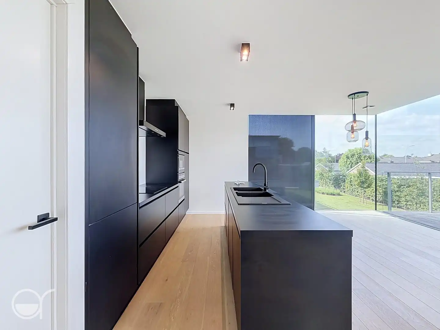 Luxe duplex appartement, autostaanplaats inbegrepen foto 3