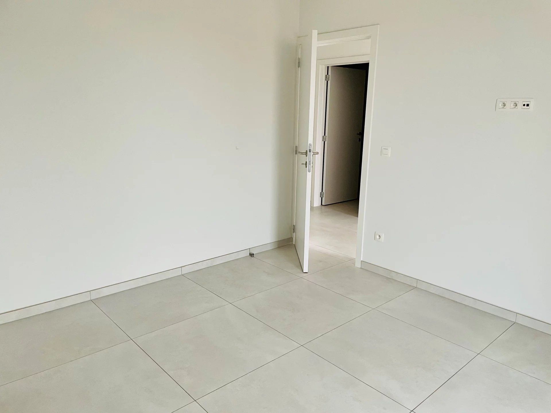 Gelijkvloers appartement met 2 slaapkamers en overdekt terras foto 5