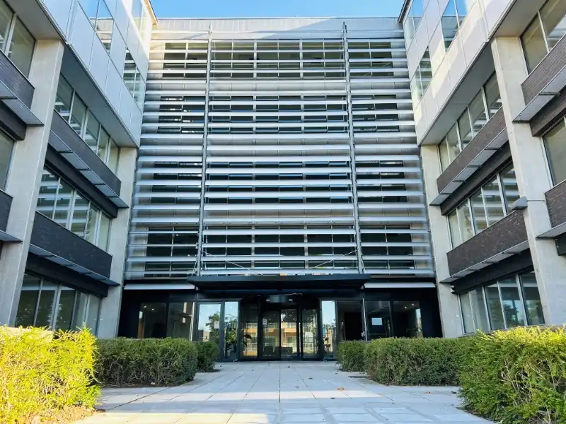 kantooruimte te huur foto {{pictureIndex}}