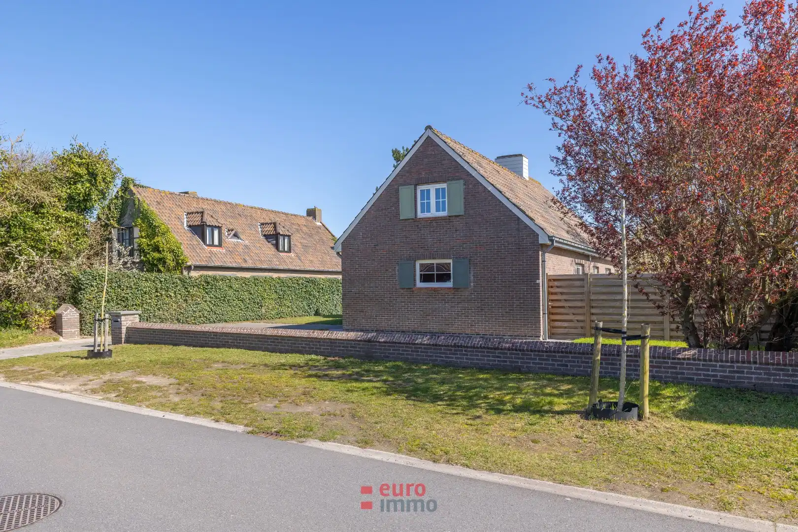 Alleenstaande villa op unieke ligging aan de duinen van Oostduinkerke foto 34