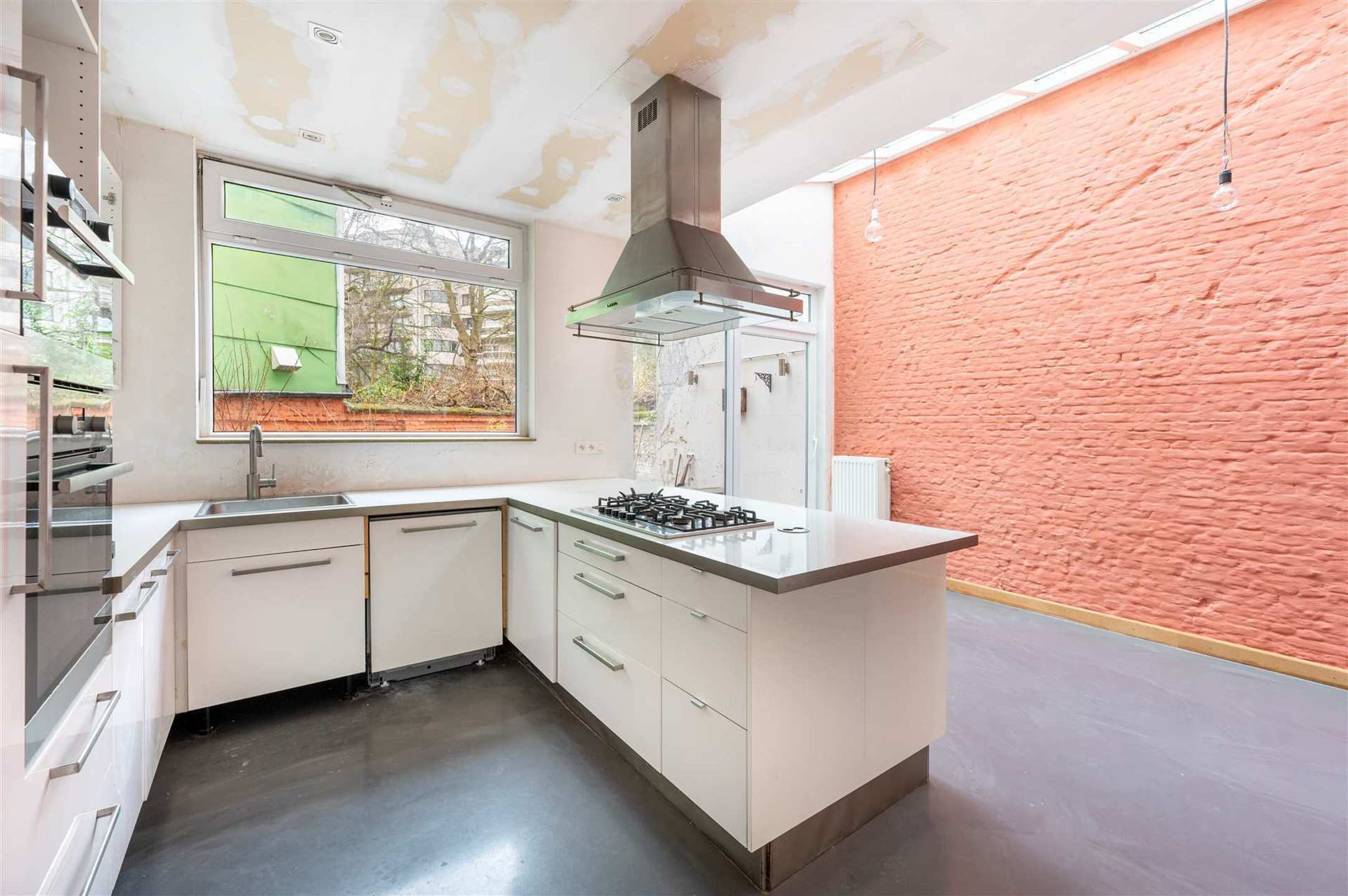 Ruime burgerwoning met 4 slaapkamers en stadstuin op toplocatie in Antwerpen foto 6
