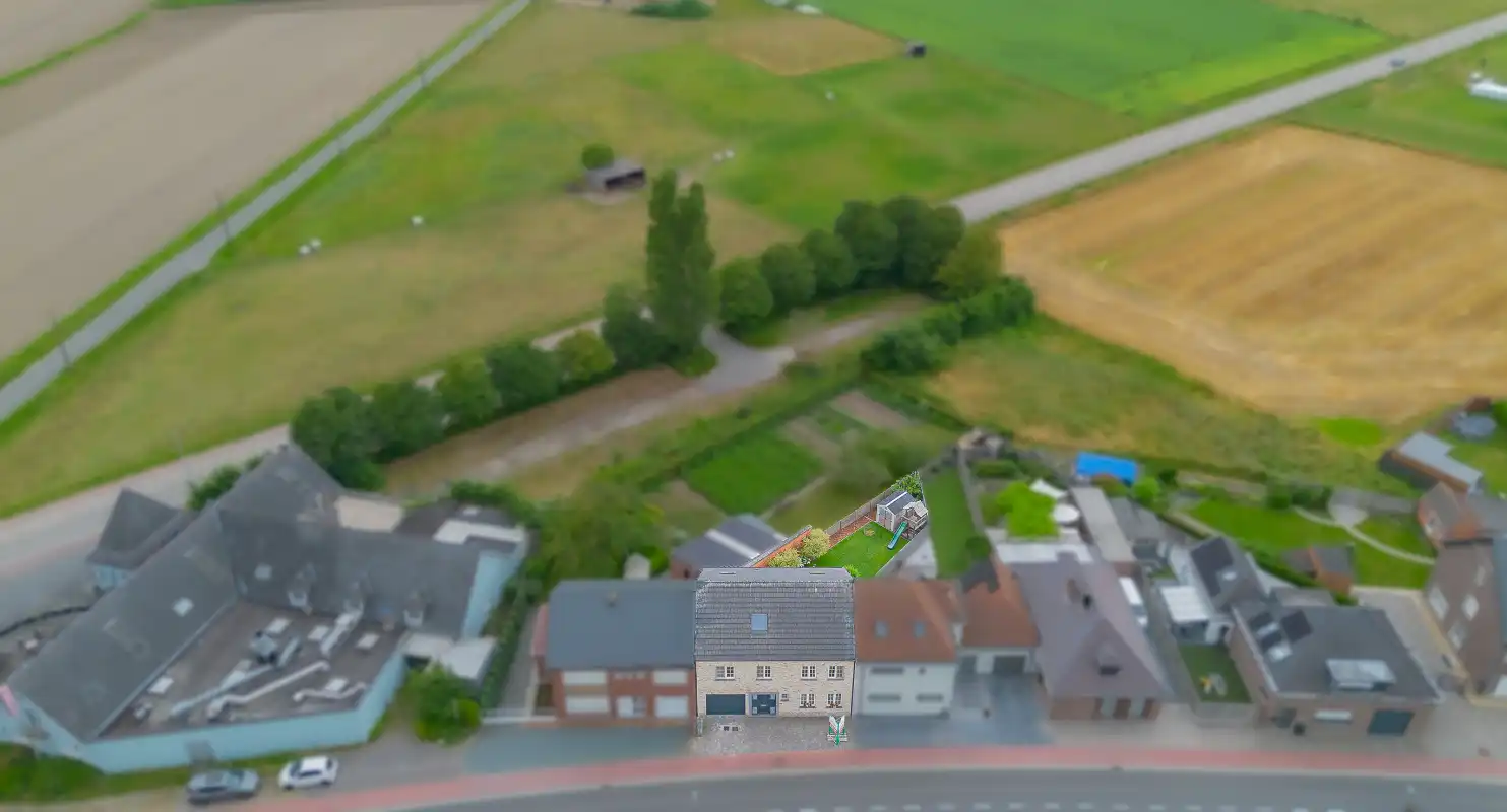 Recente en ruime gezinswoning met zonnige tuin foto 21