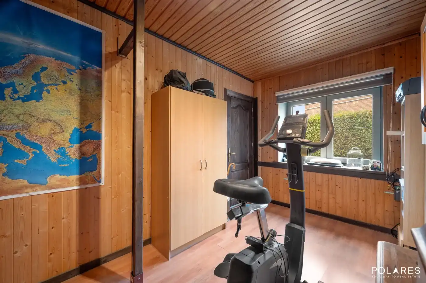 Karaktervolle landelijke woning met 4 slaapkamers, zwembad en groene tuin foto 8