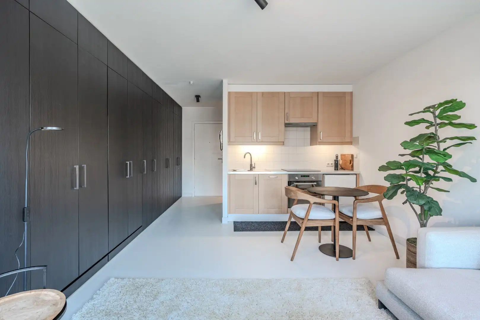 Goed gelegen en gerennoveerd studio te Nieuwpoort-bad! foto 2