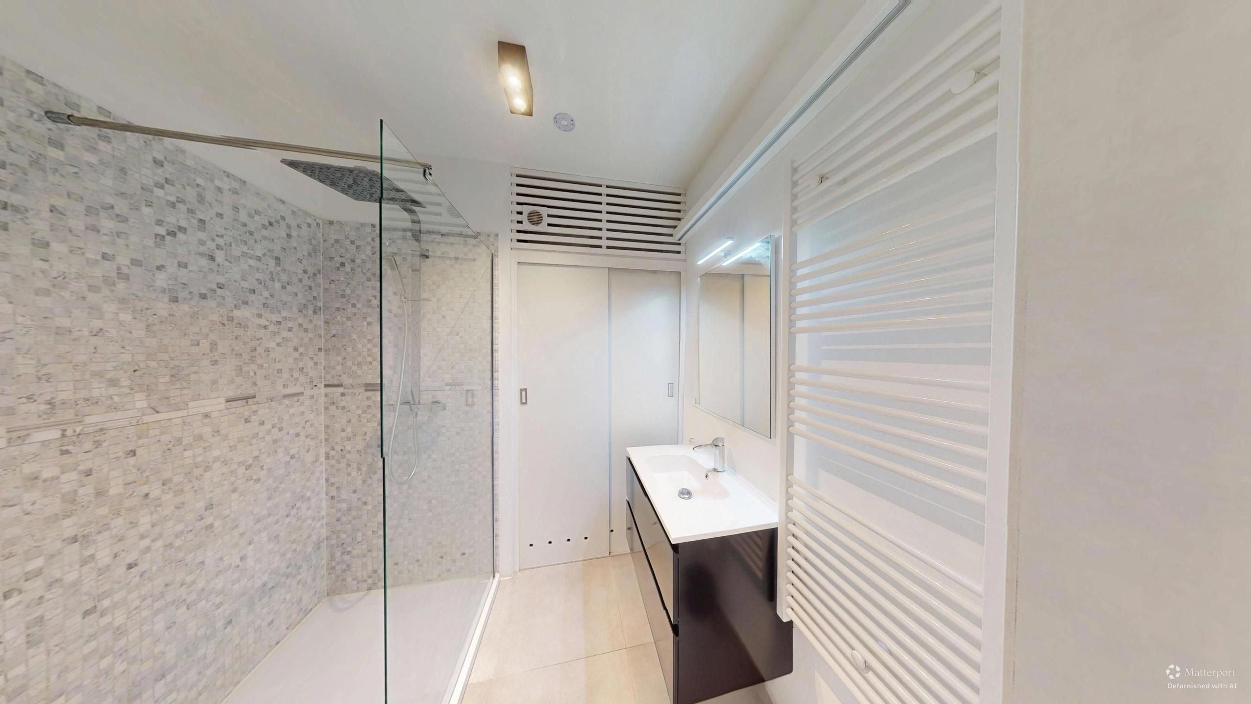 ANTWERPEN - Gerenoveerd Duplex appartement aan het Zuidpark foto 12