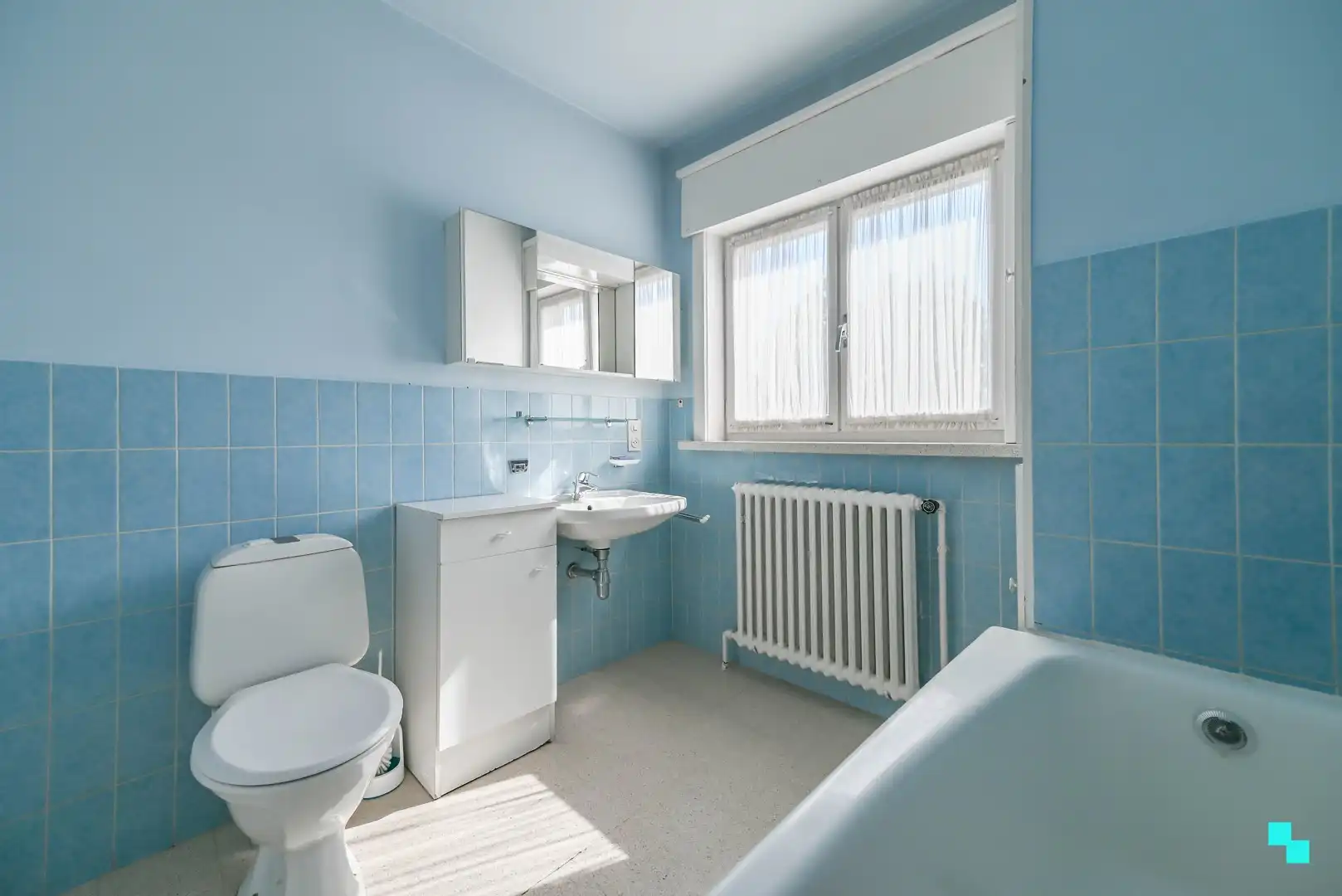 Eéngezinswoning met vier slaapkamers in de Kasteelwijk te Izegem foto 24