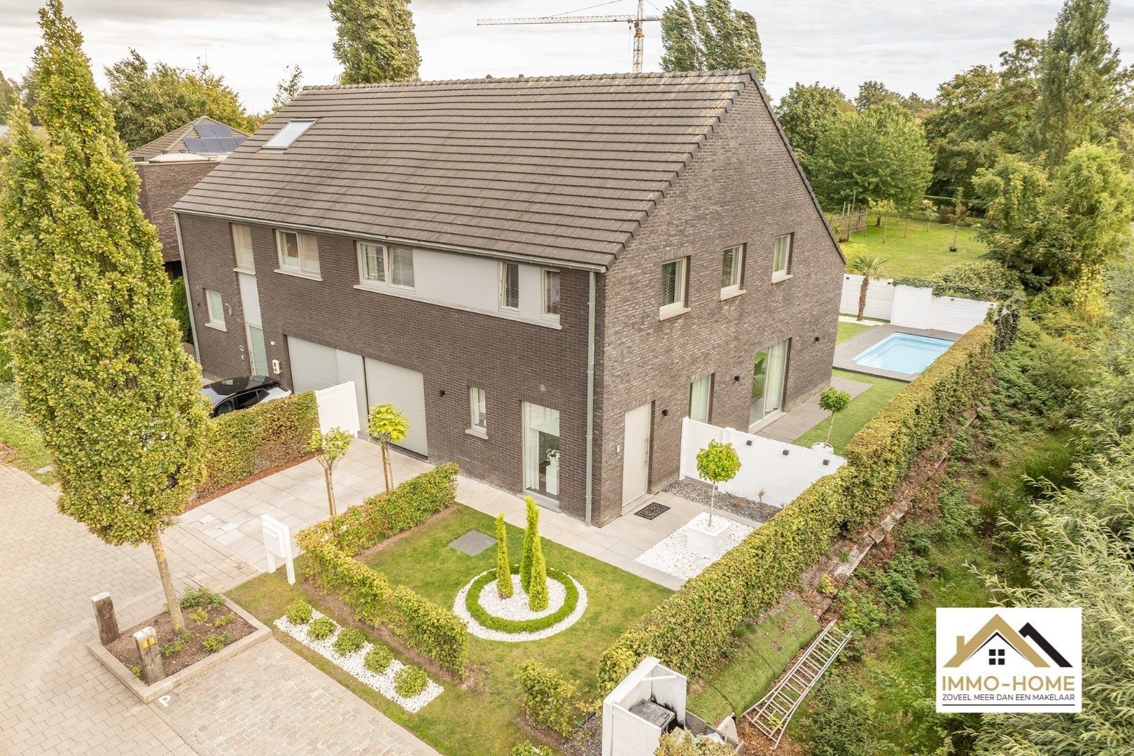 Instapklare HOB in Gent, deelgemeente Oostakker met zwembad foto 9