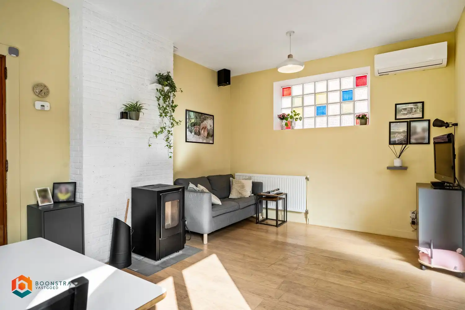 Leuke woning met 3 slpkrs en vergund magazijn/loods van 300m² foto 13