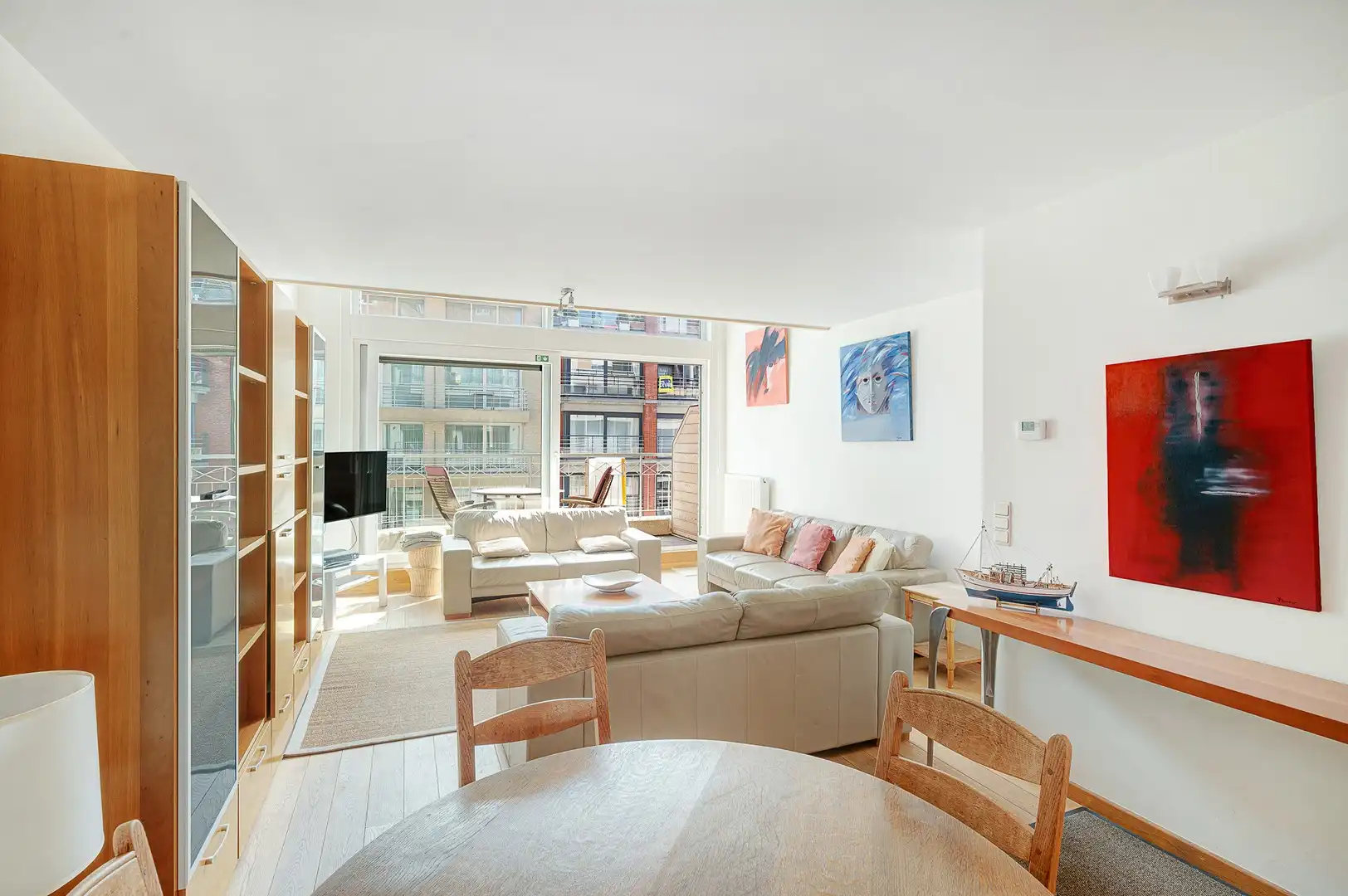 Lichtrijk mezzanine-appartement met 3 slaapkamers op topligging. foto 8