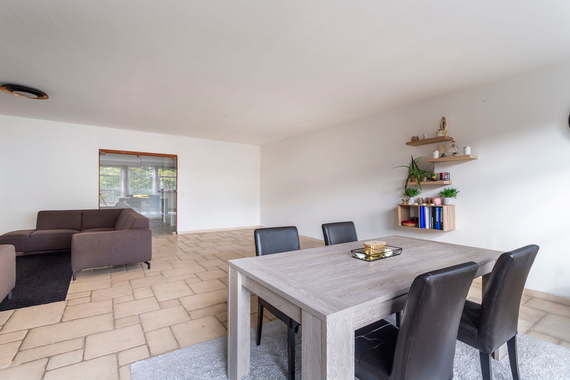 ruim app. ca 125 m² met 2 slpks & terras vlakbij Den Brandt foto 6