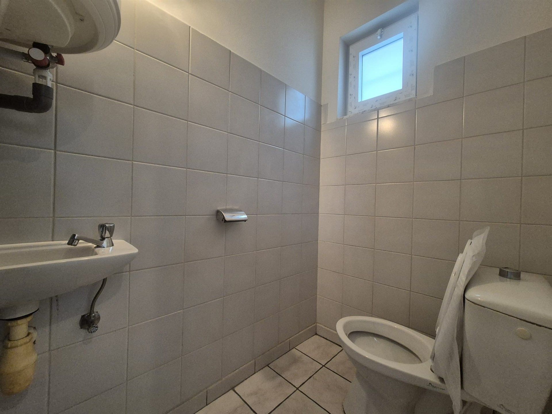 Opgeknapt 1-slaapkamer appartement op de eerste verdieping. foto 20