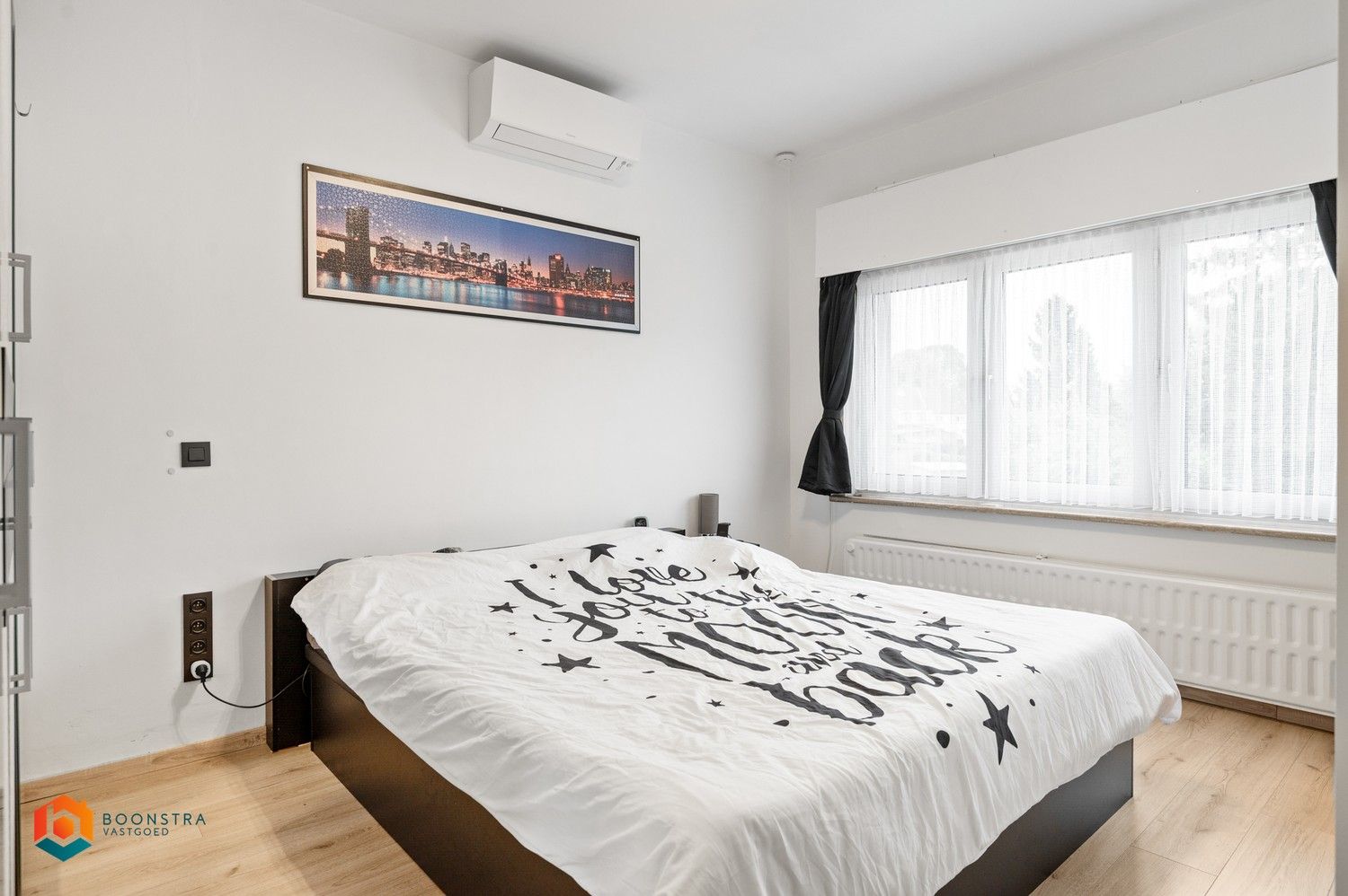 Instapklare woning met 3 slpkrs, garages en tuin te Weerde foto 10