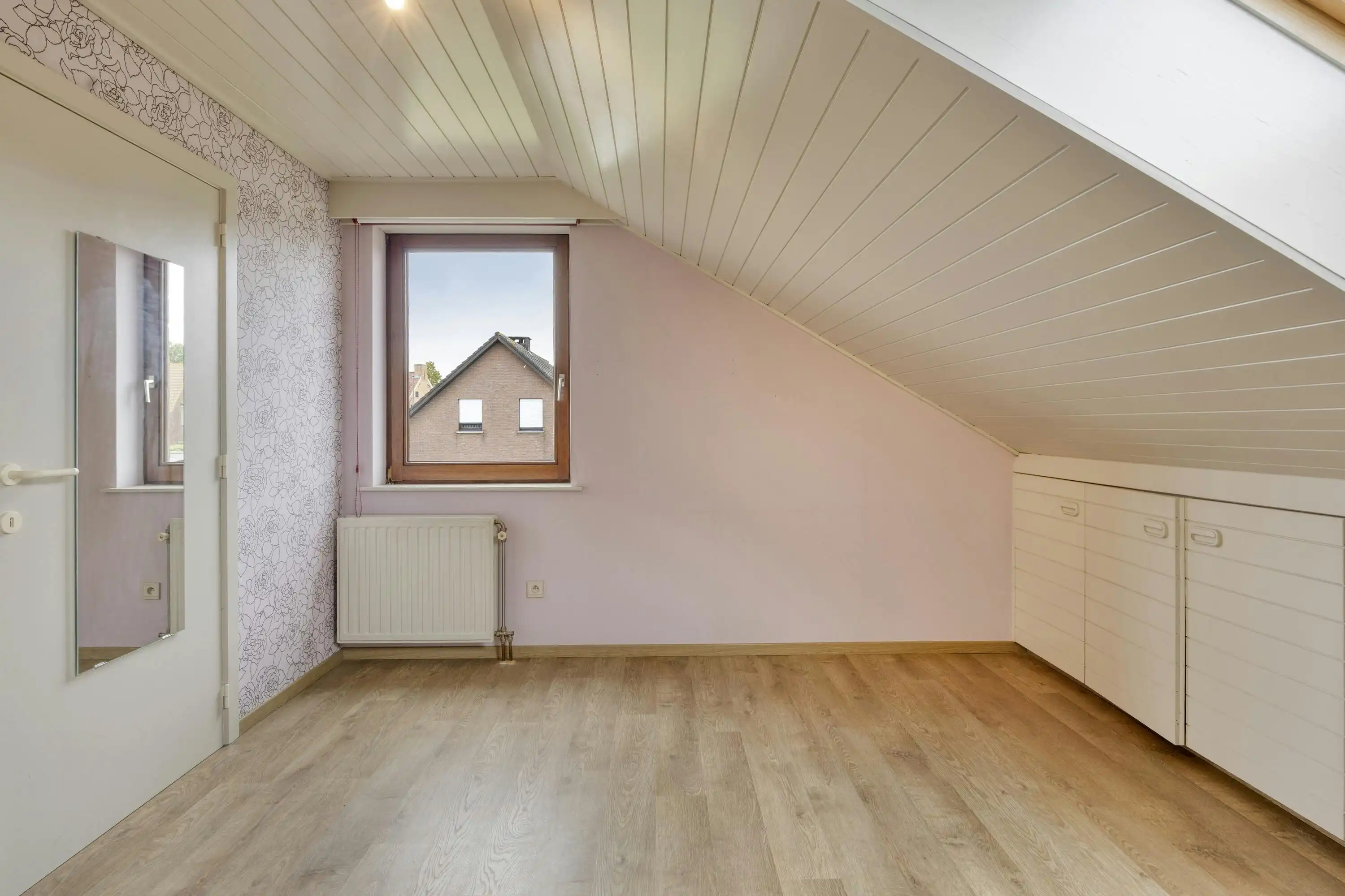Ruime gezinswoning met groene tuin te koop in Wuustwezel! foto 17