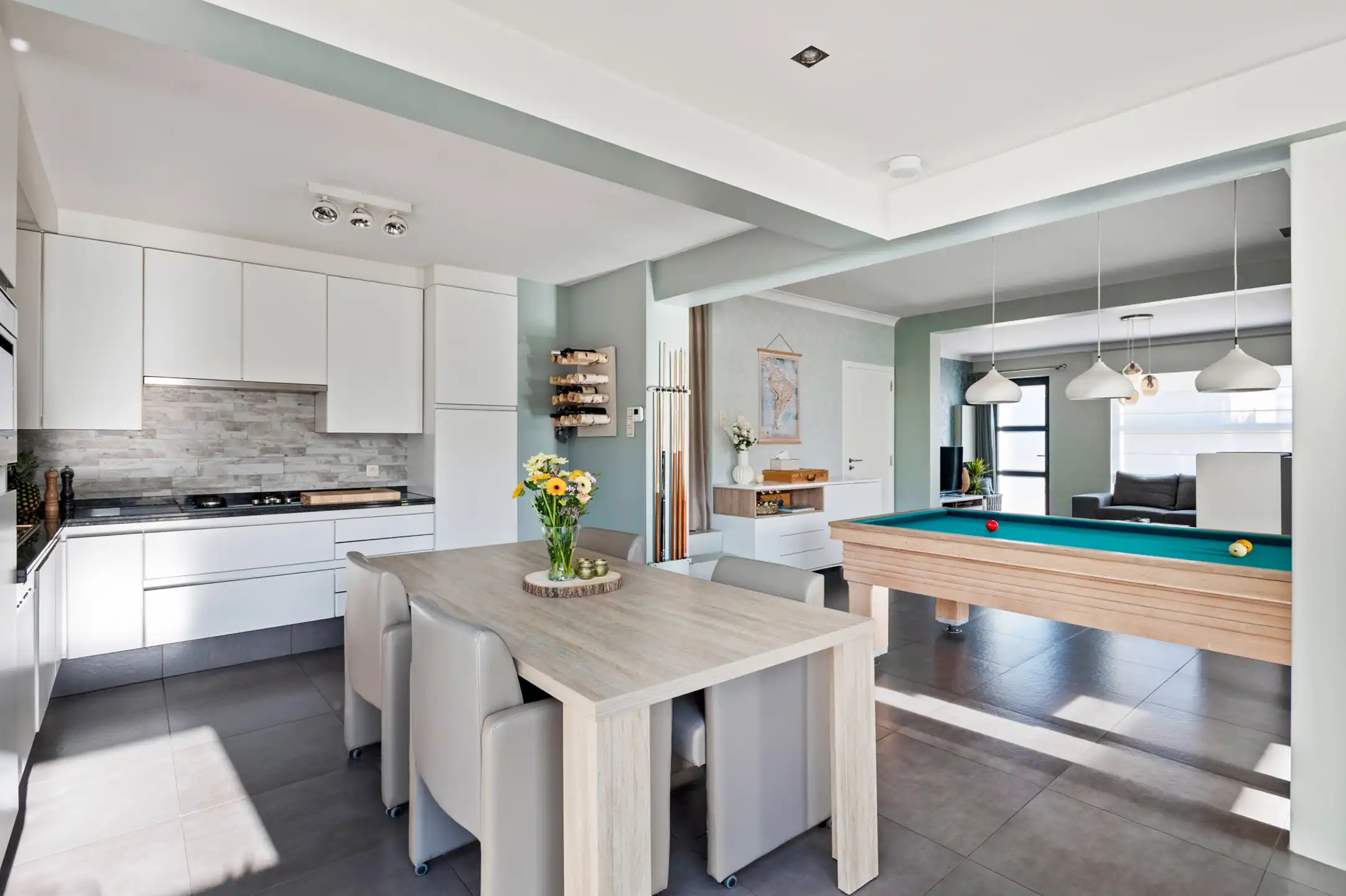 Instapklare en lichte woning op gunstige ligging op 430 m² foto 8