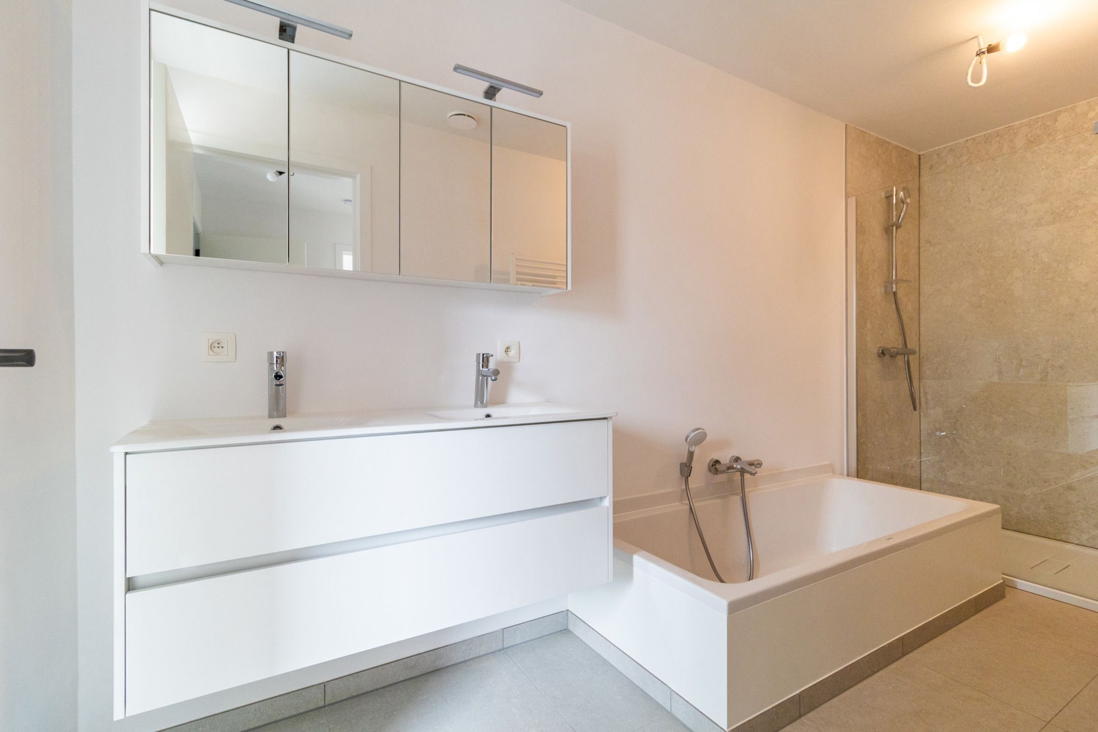 Huis te koop foto 21