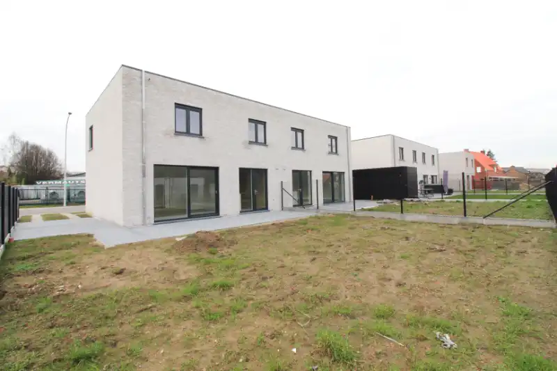 Energiezuinige nieuwbouwwoning te huur in Roeselare foto 11