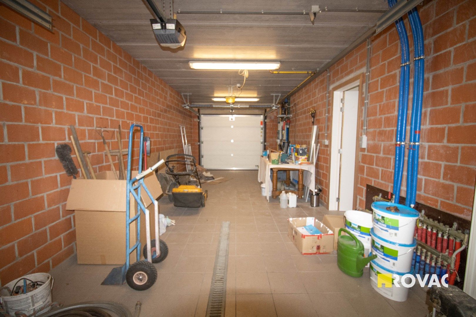 Zeer ruime gezinswoning met tuin en ruime garage foto 9