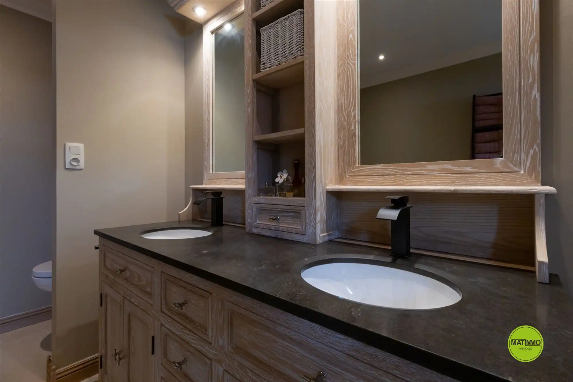 Prachtige, landelijke villa op een perceel van 2.579 m2 in hartje Heppen foto 18