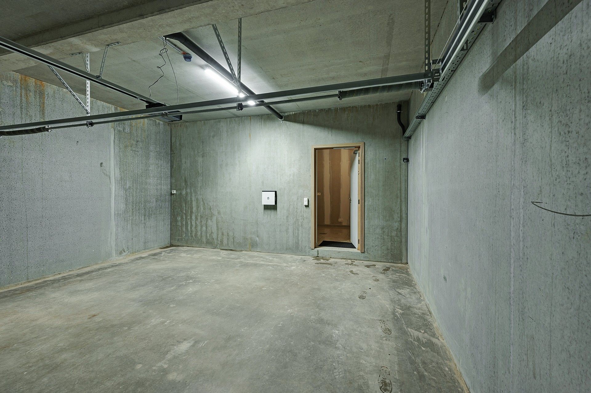 Ongemeubeld: moderne geothermische en energiezuinige woning te Knokke foto 29