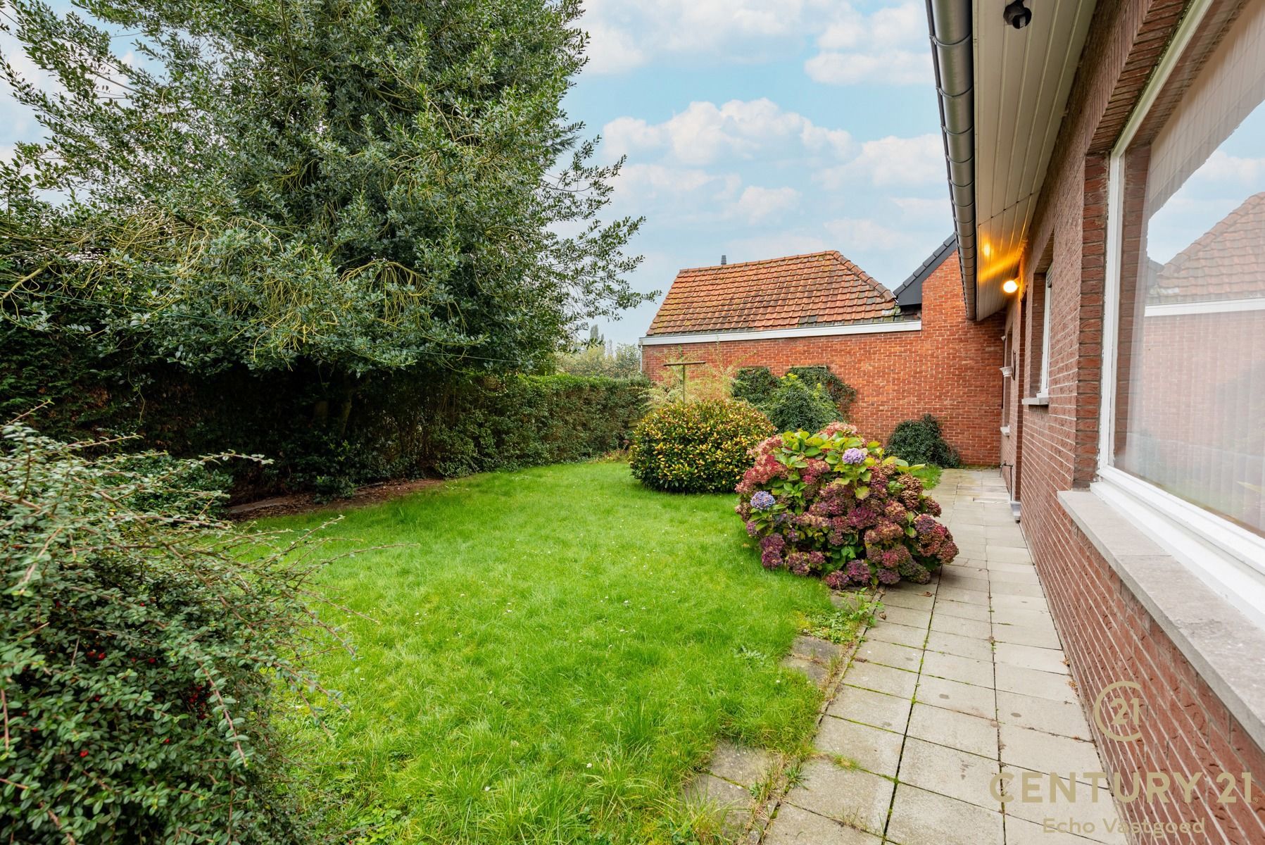 Charmante gelijkvloerse woning met tuin én garage foto 14