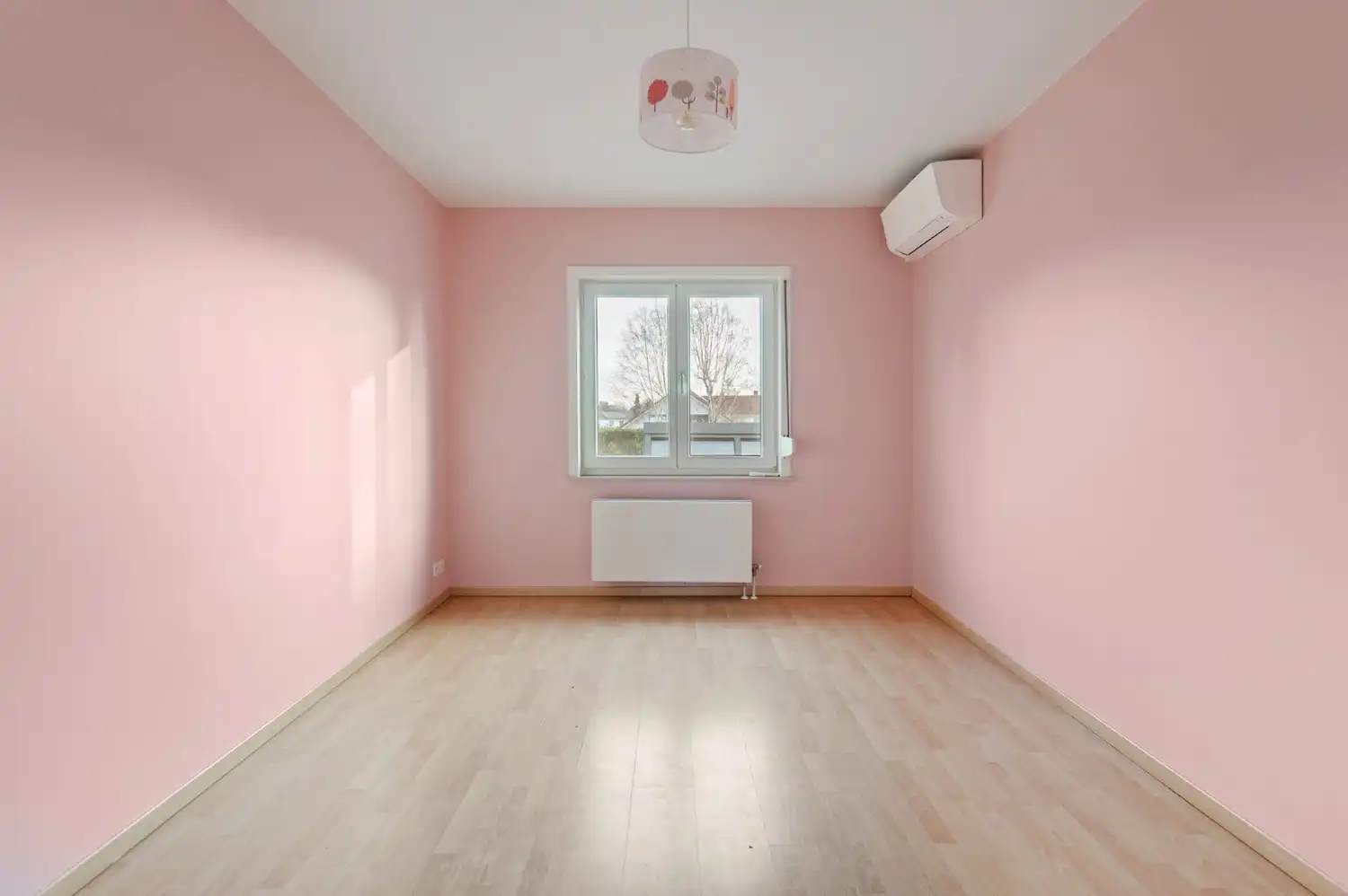 INSTAPKLARE WONING MET 3 SLK, TUIN EN GARAGE! foto 12